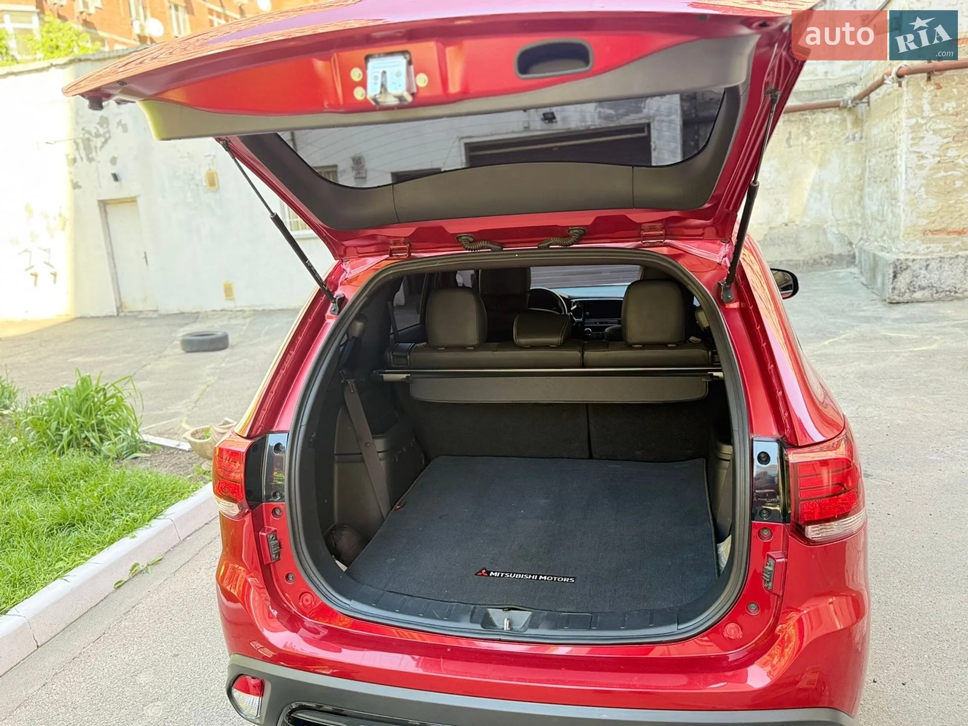 2018 Mitsubishi Outlander - мініатюра 30
