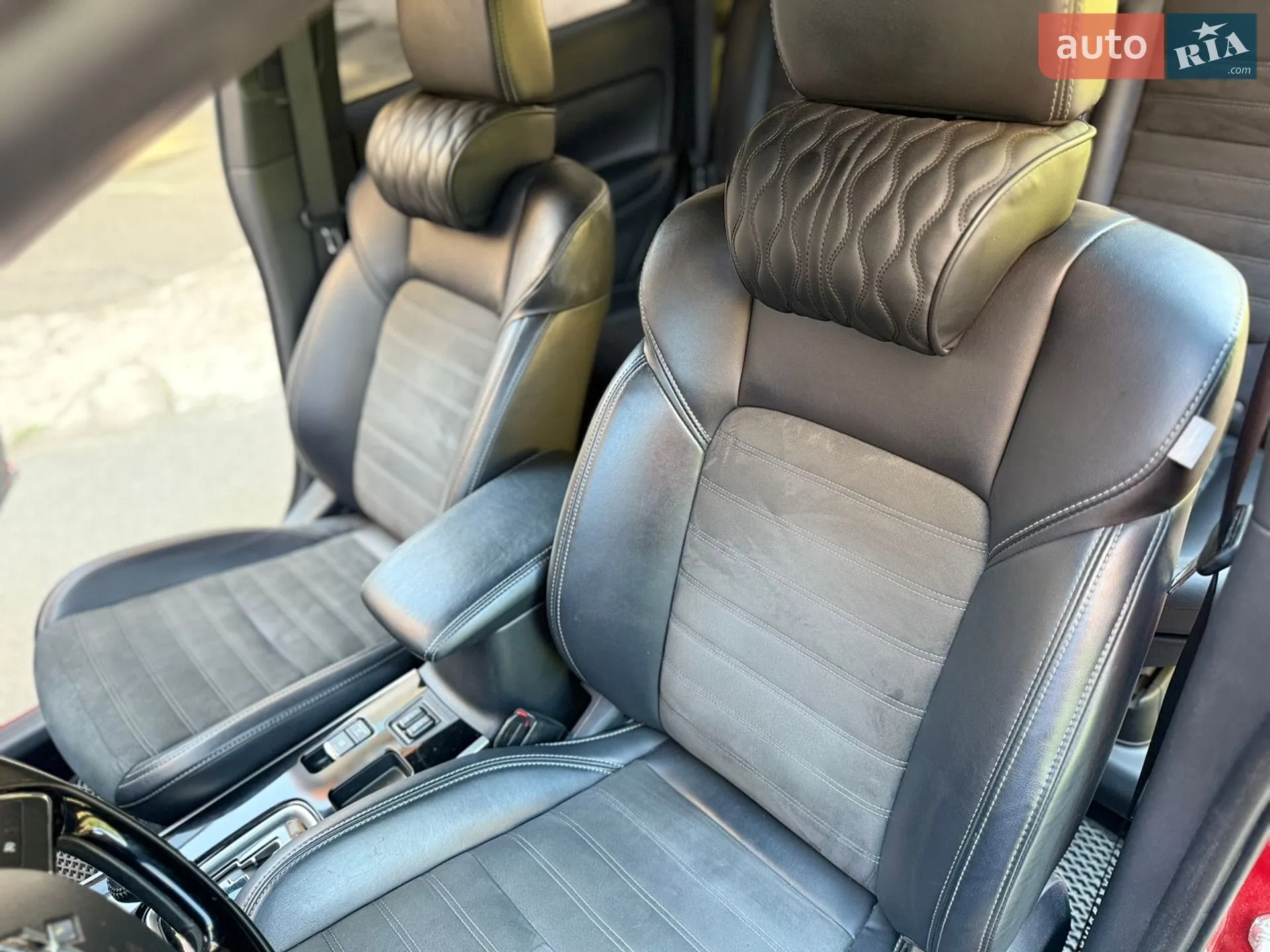 2018 Mitsubishi Outlander - мініатюра 35