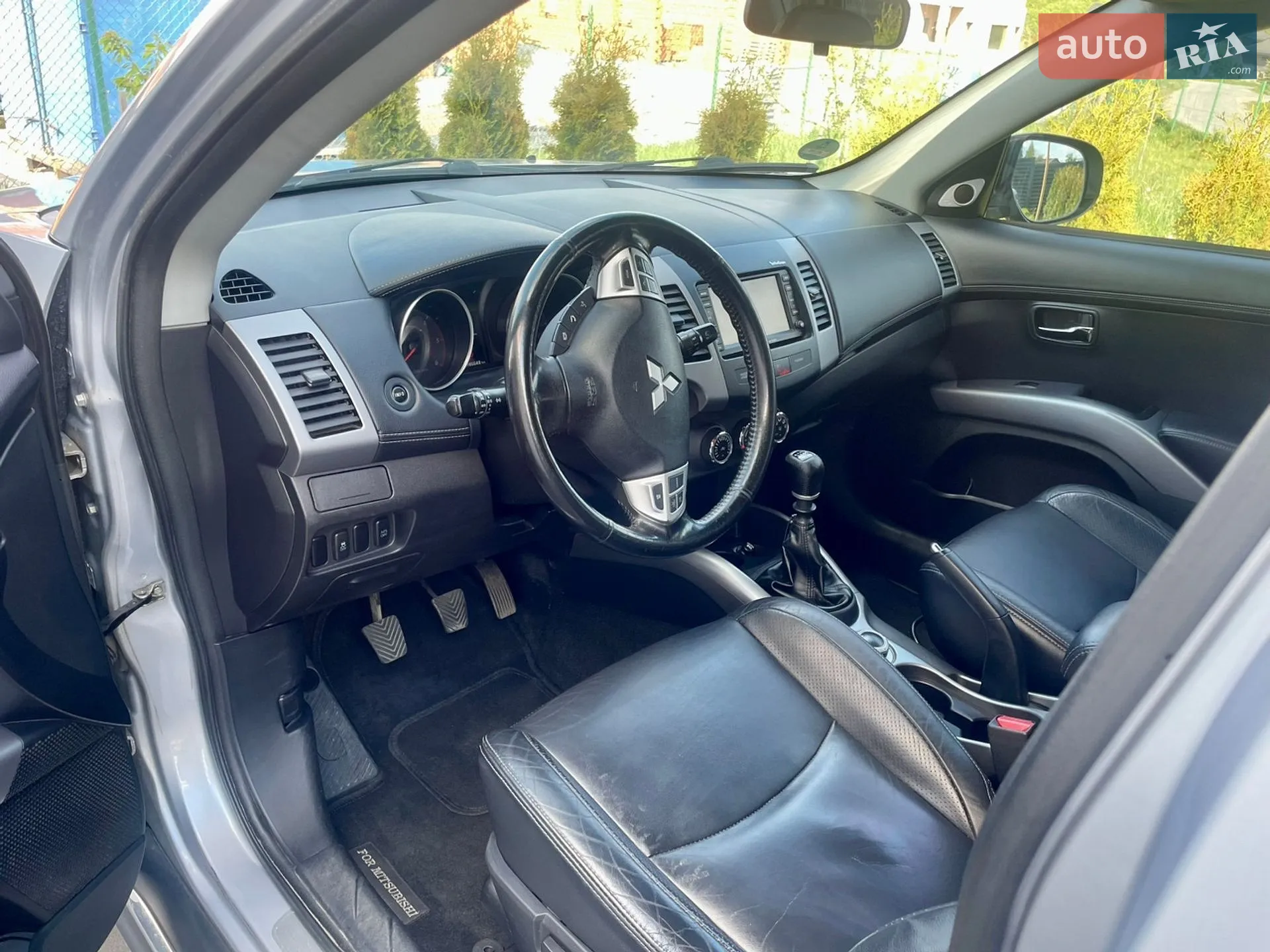 2011 Mitsubishi Outlander - мініатюра 22