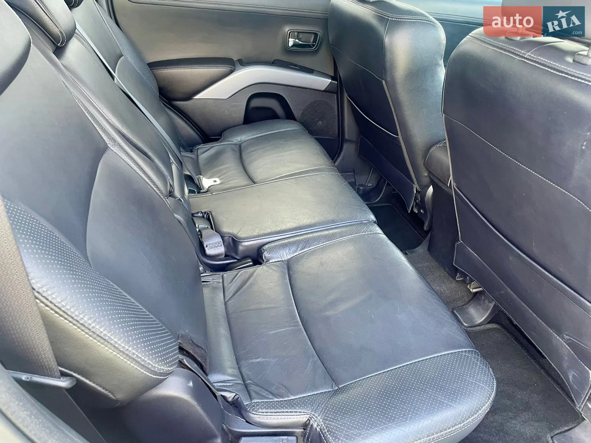 2011 Mitsubishi Outlander - мініатюра 24