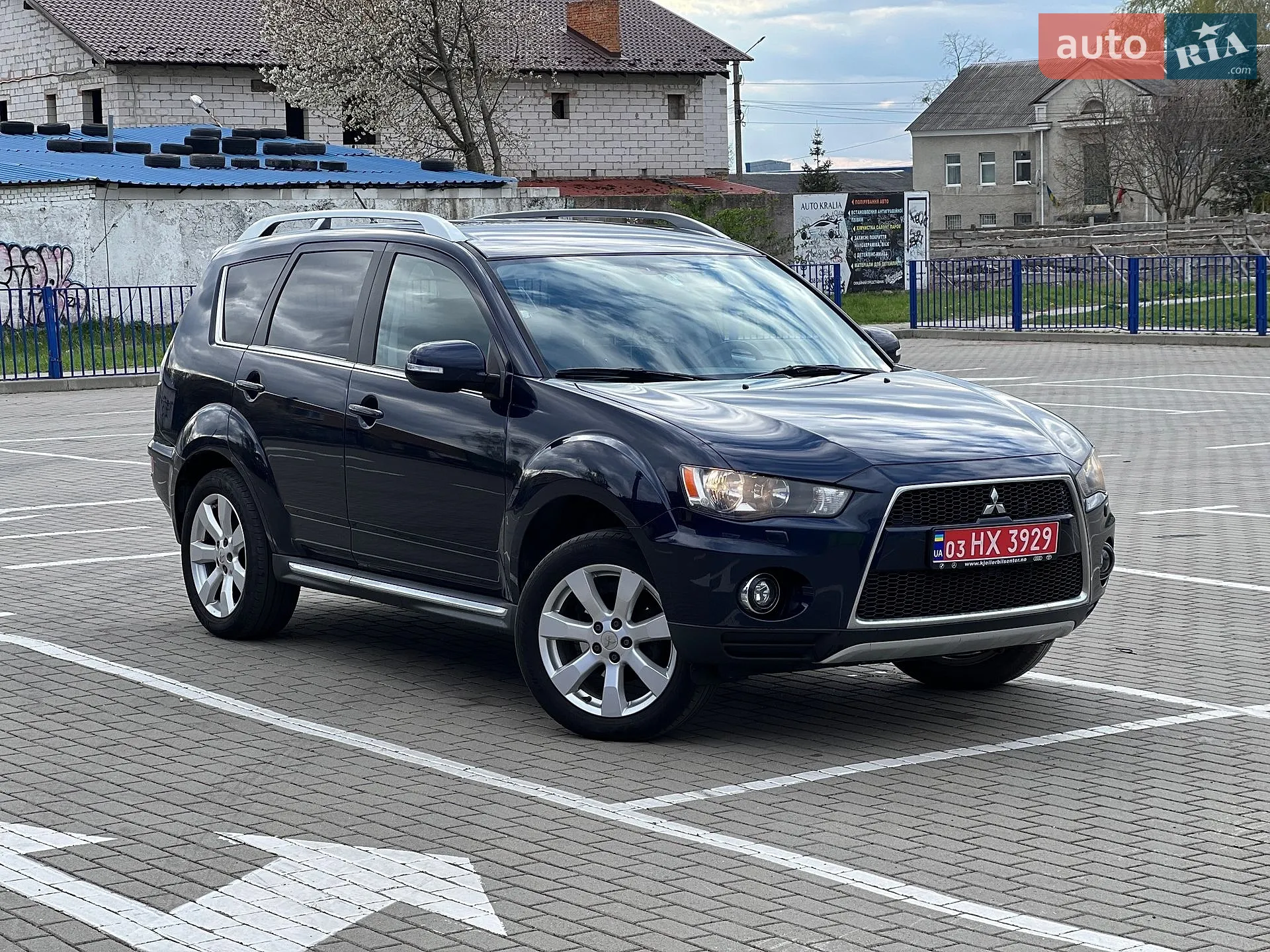 2010 Mitsubishi Outlander - мініатюра 2