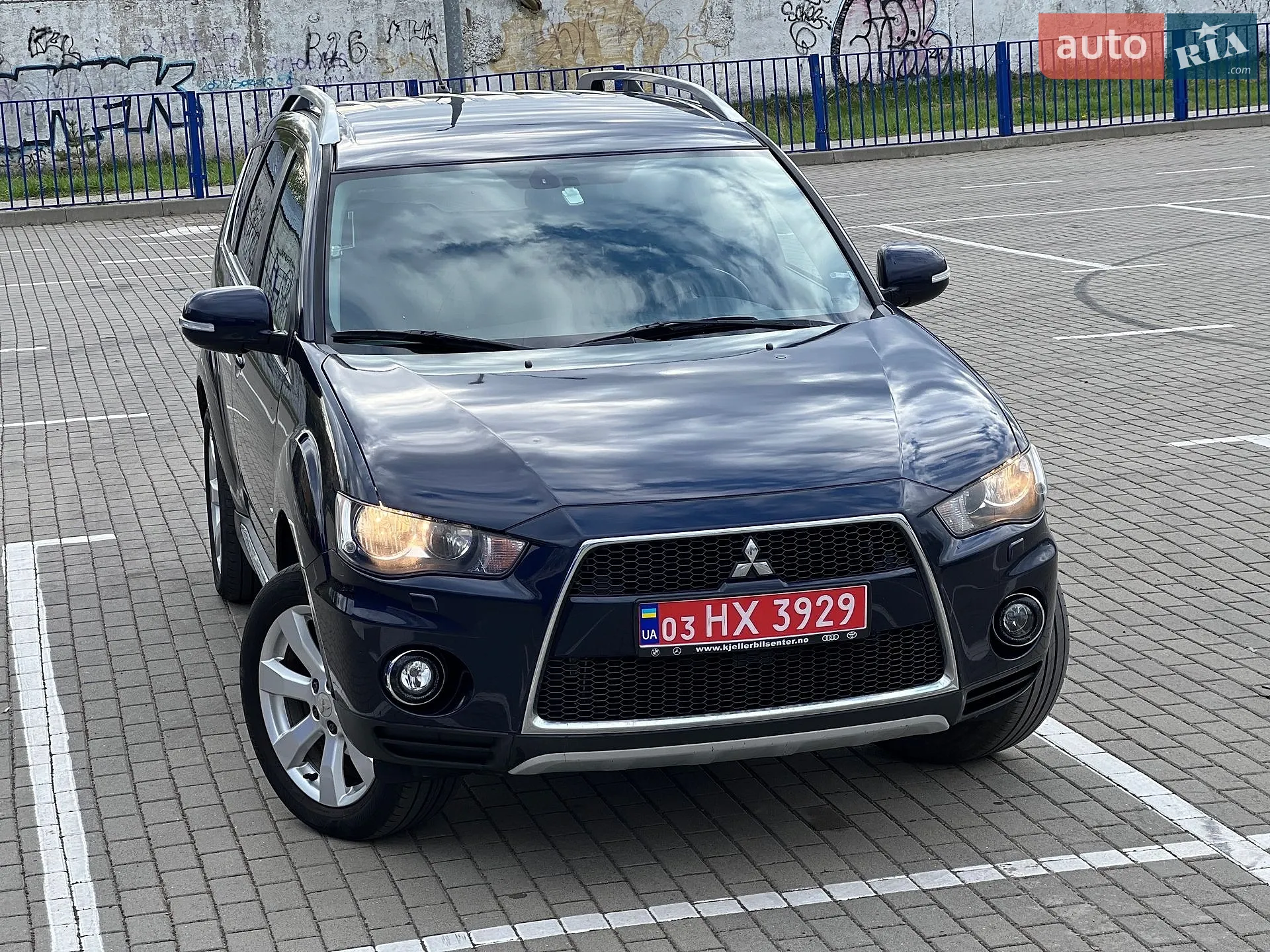 2010 Mitsubishi Outlander - мініатюра 4