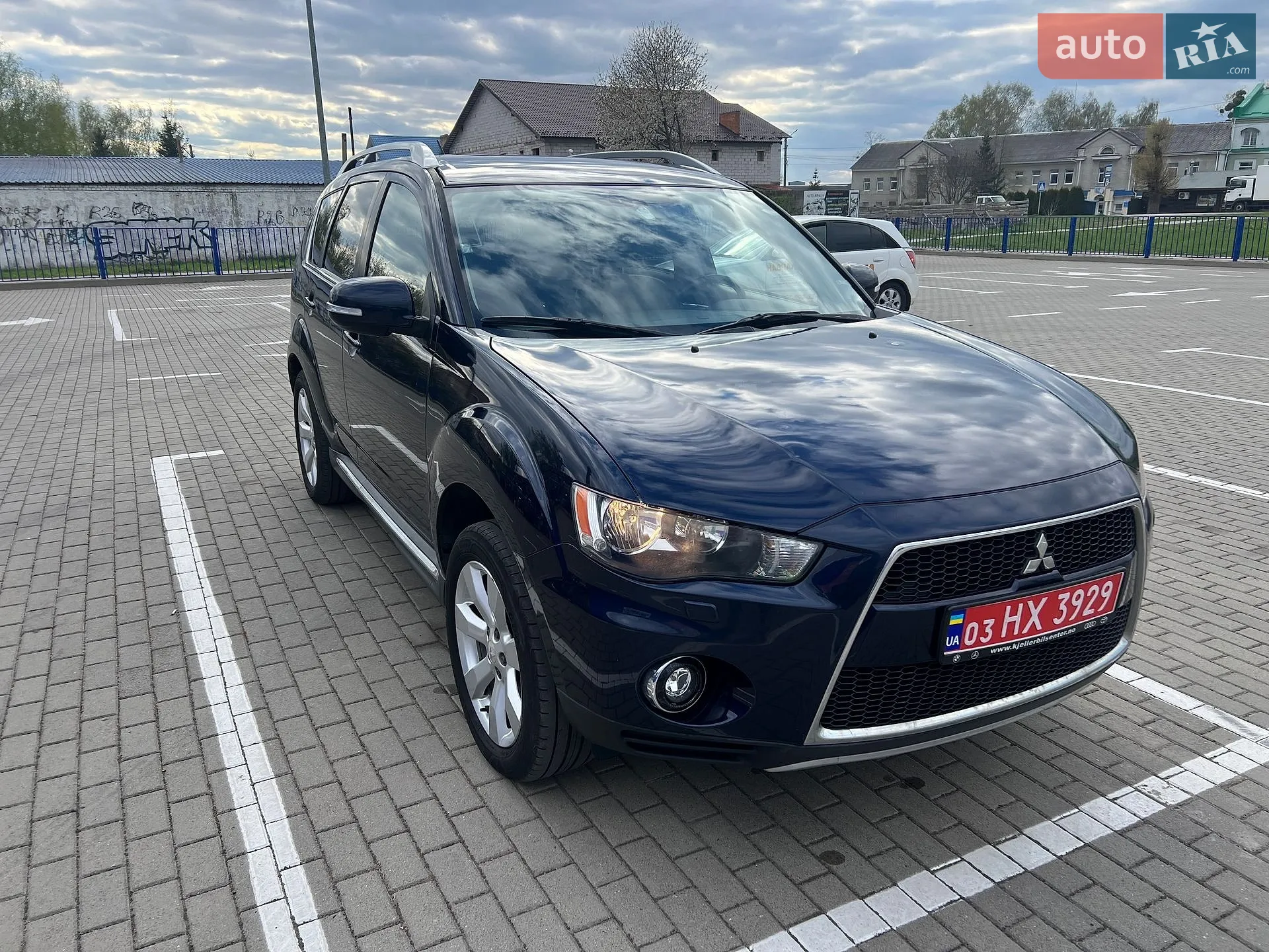 2010 Mitsubishi Outlander - мініатюра 17