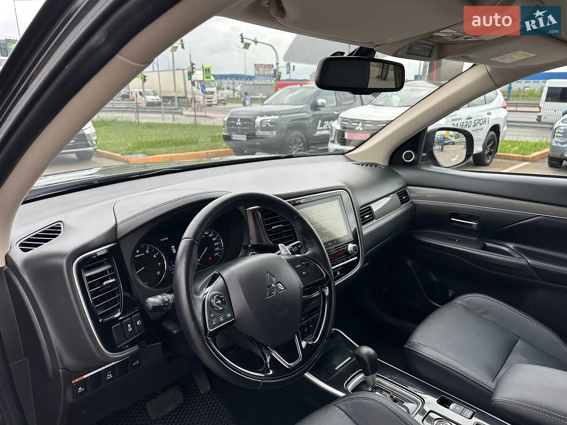 2021 Mitsubishi Outlander - мініатюра 20
