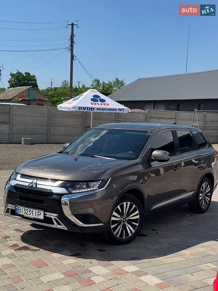 2019 Mitsubishi Outlander - мініатюра 40
