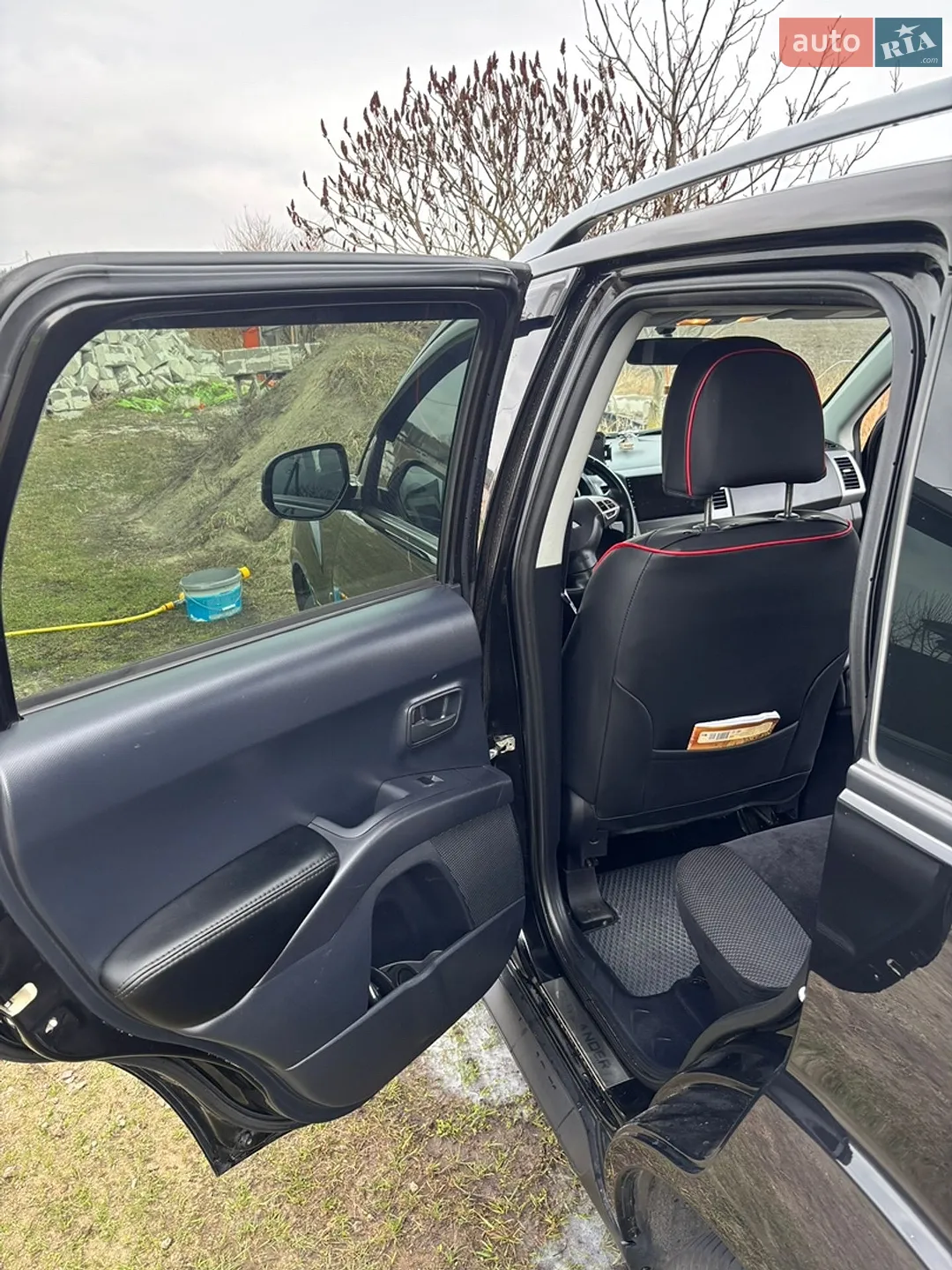 2010 Mitsubishi Outlander - мініатюра 18