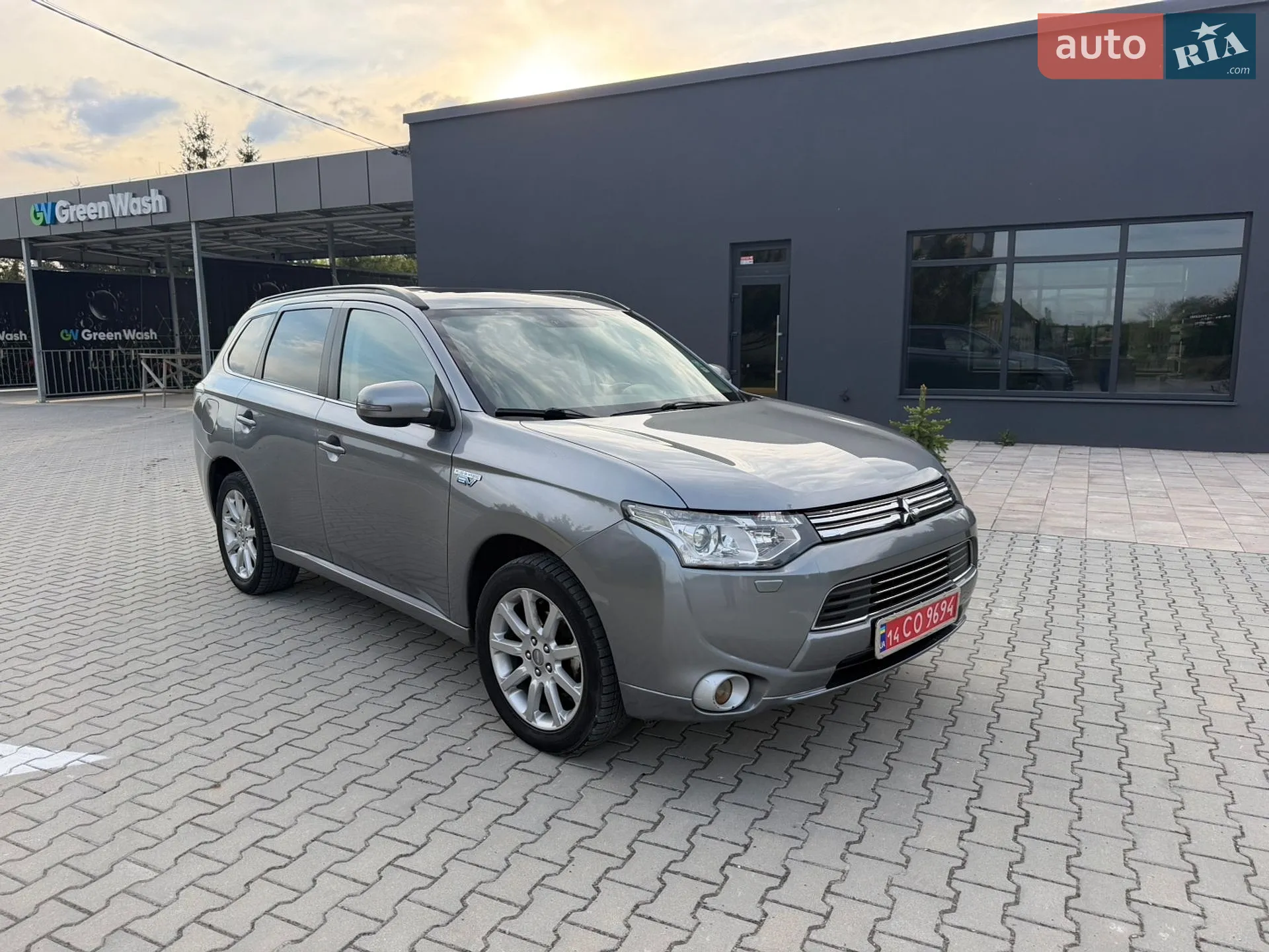 2013 Mitsubishi Outlander - мініатюра 2