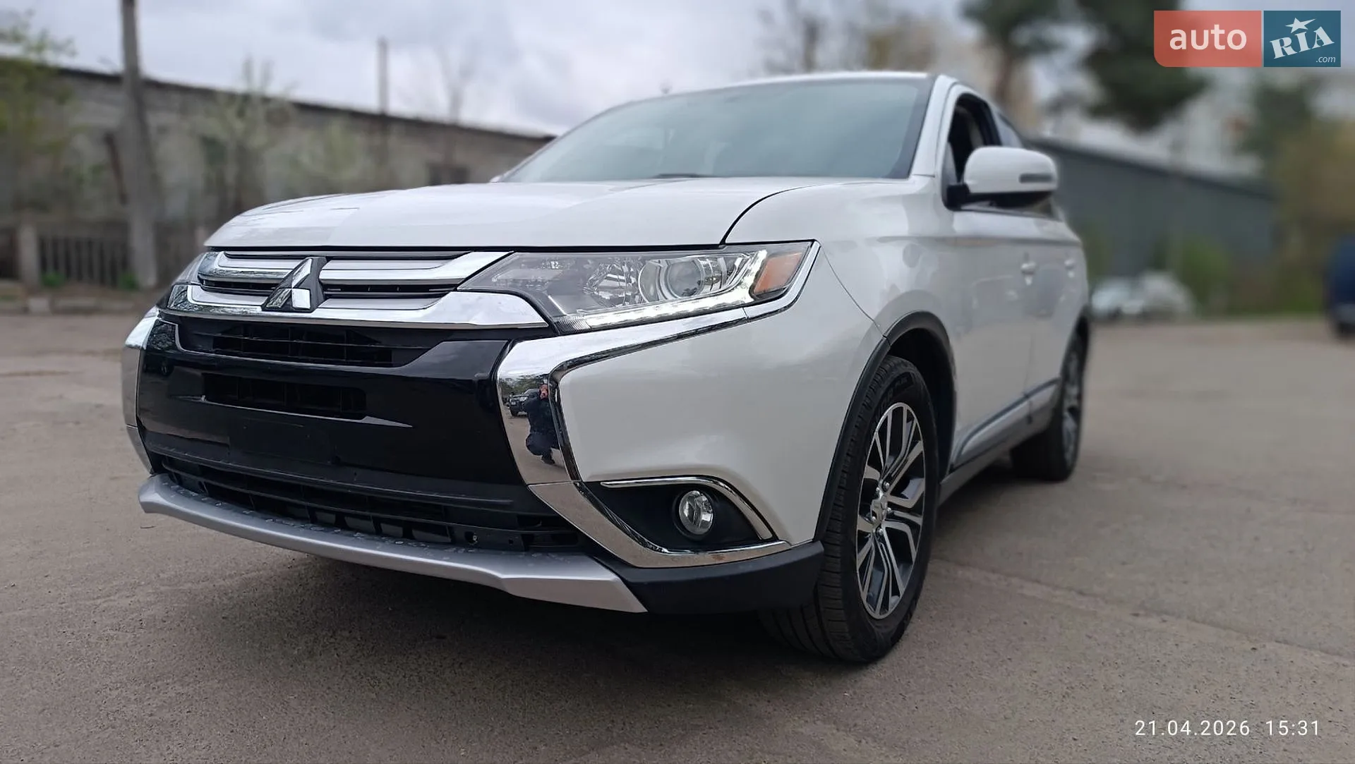 2017 Mitsubishi Outlander - мініатюра 15