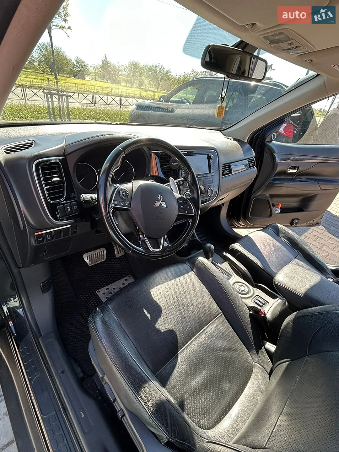 2015 Mitsubishi Outlander - мініатюра 17