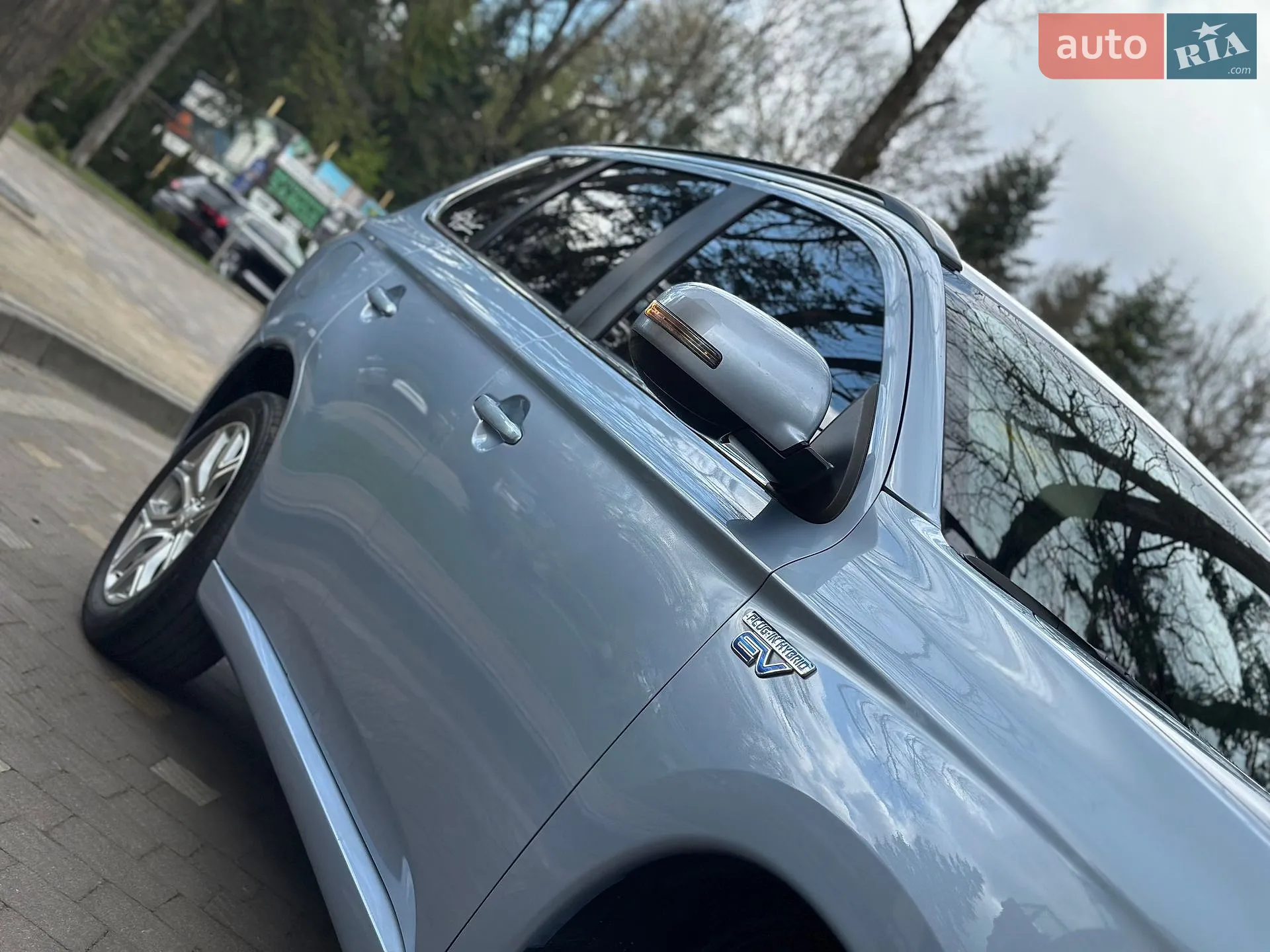 2014 Mitsubishi Outlander - мініатюра 24