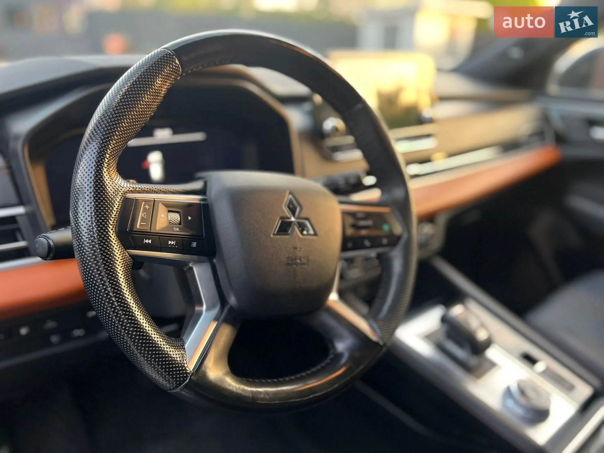 2023 Mitsubishi Outlander - мініатюра 64