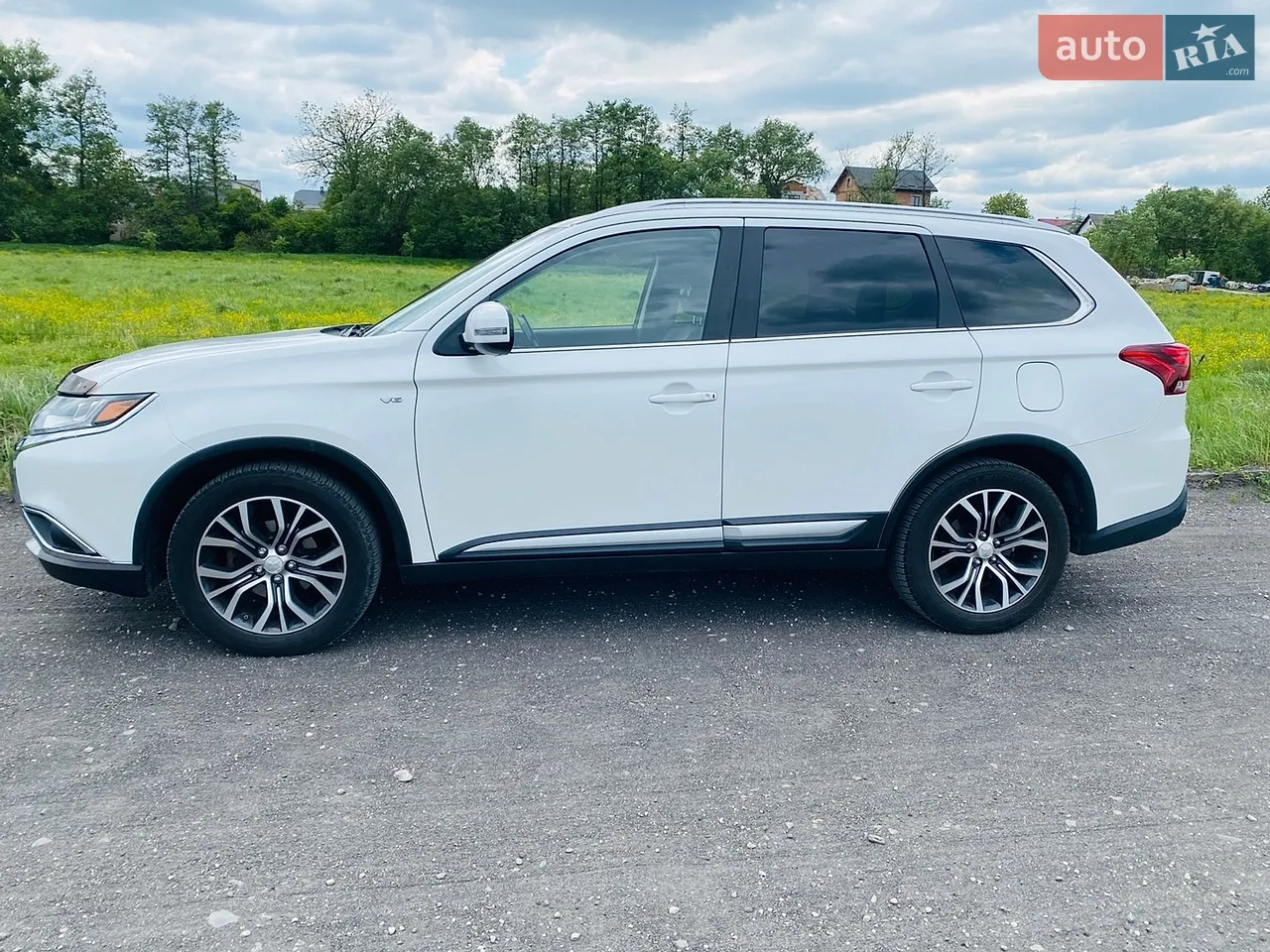 2015 Mitsubishi Outlander - мініатюра 21