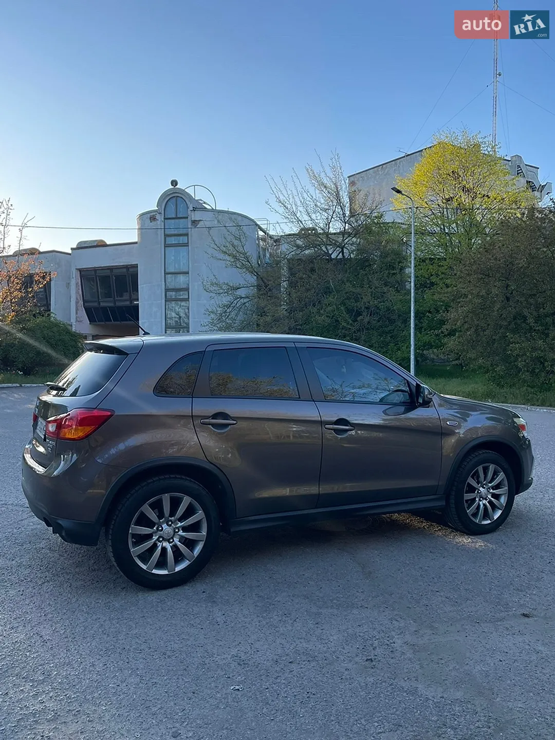 2016 Mitsubishi Outlander - мініатюра 3