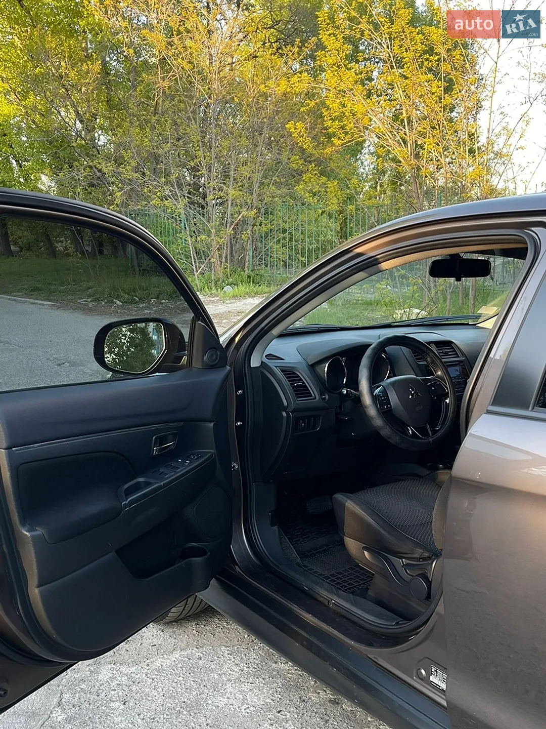 2016 Mitsubishi Outlander - мініатюра 6