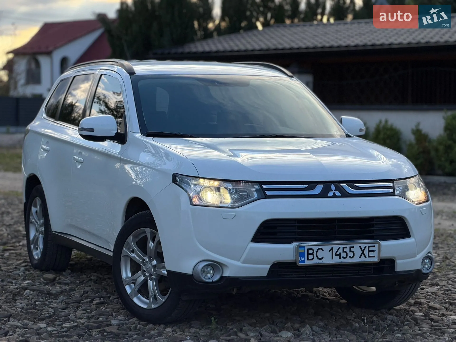2013 Mitsubishi Outlander - мініатюра 8