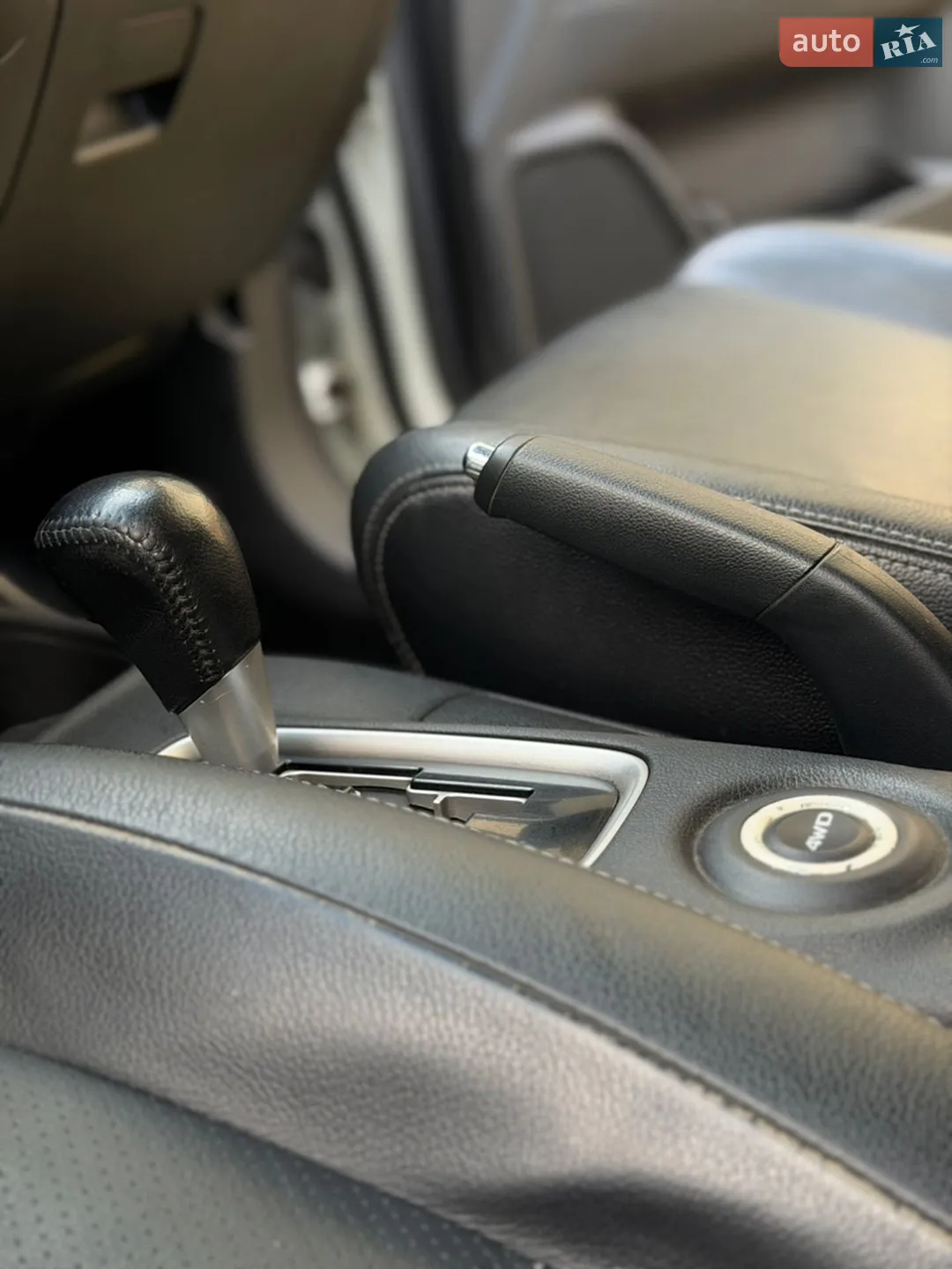 2013 Mitsubishi Outlander - мініатюра 28