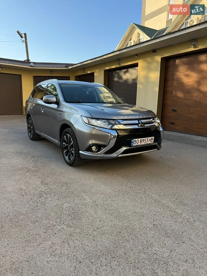 2017 Mitsubishi Outlander - мініатюра 19