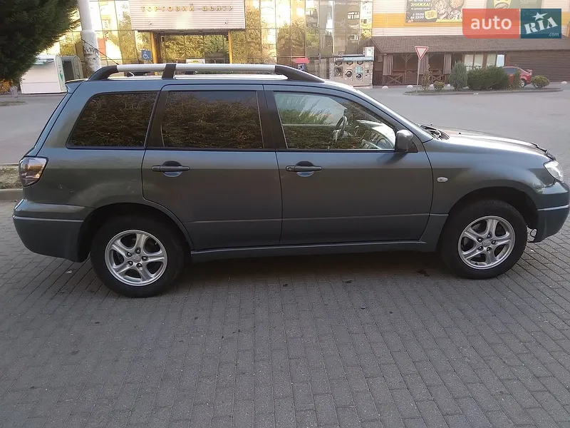 Mitsubishi Outlander