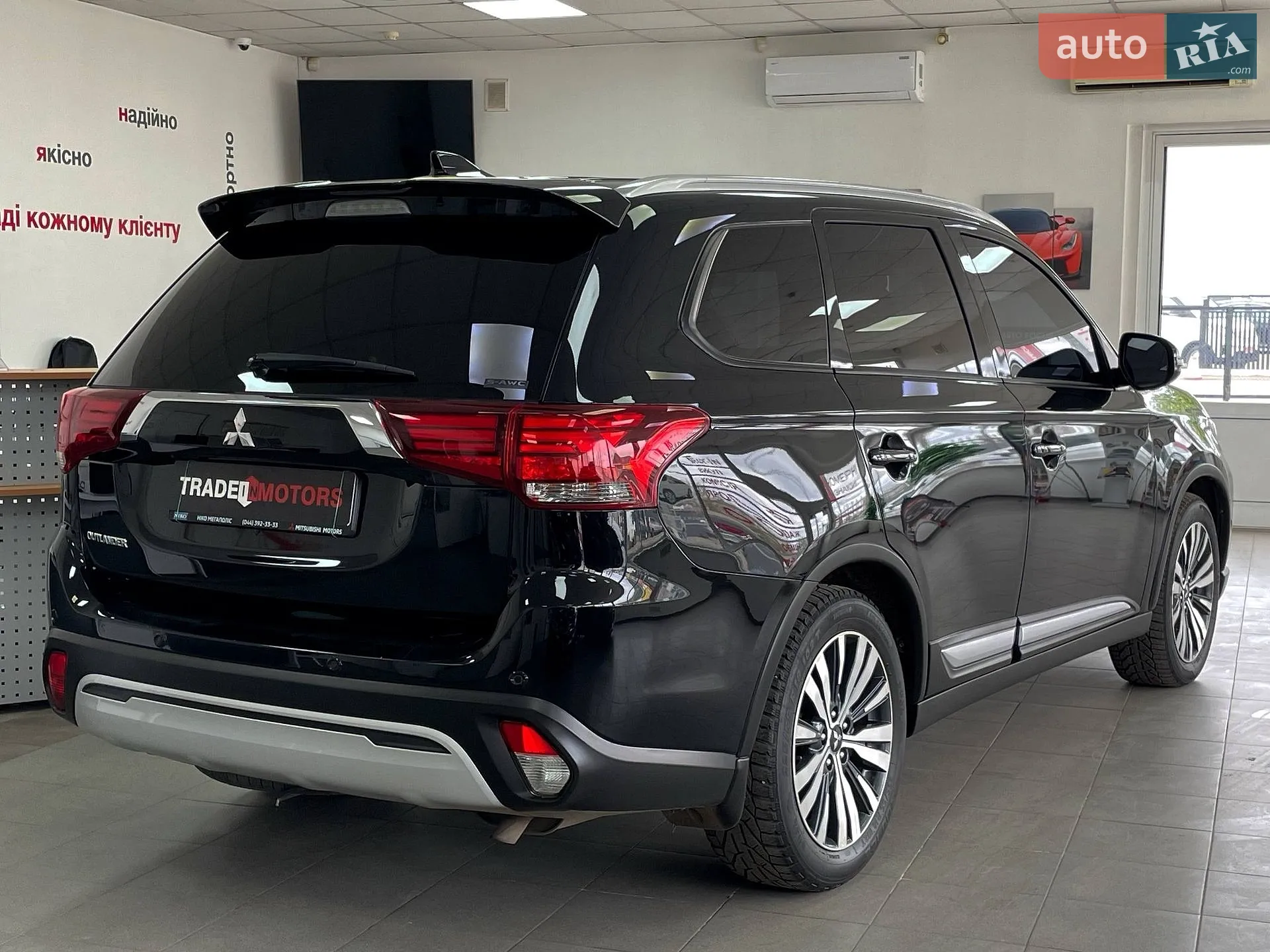 2020 Mitsubishi Outlander - мініатюра 13