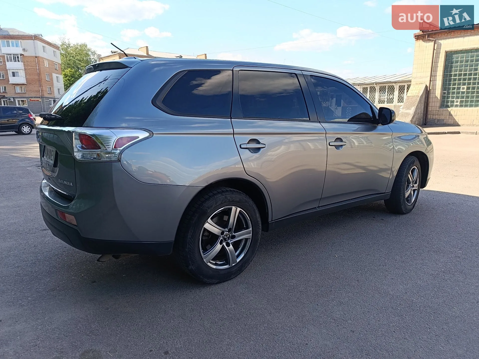 2013 Mitsubishi Outlander - мініатюра 4