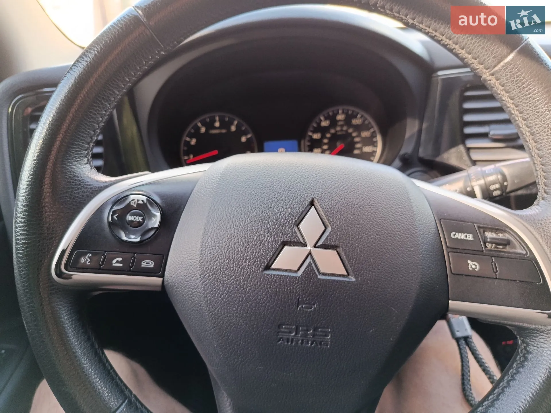 2013 Mitsubishi Outlander - мініатюра 20
