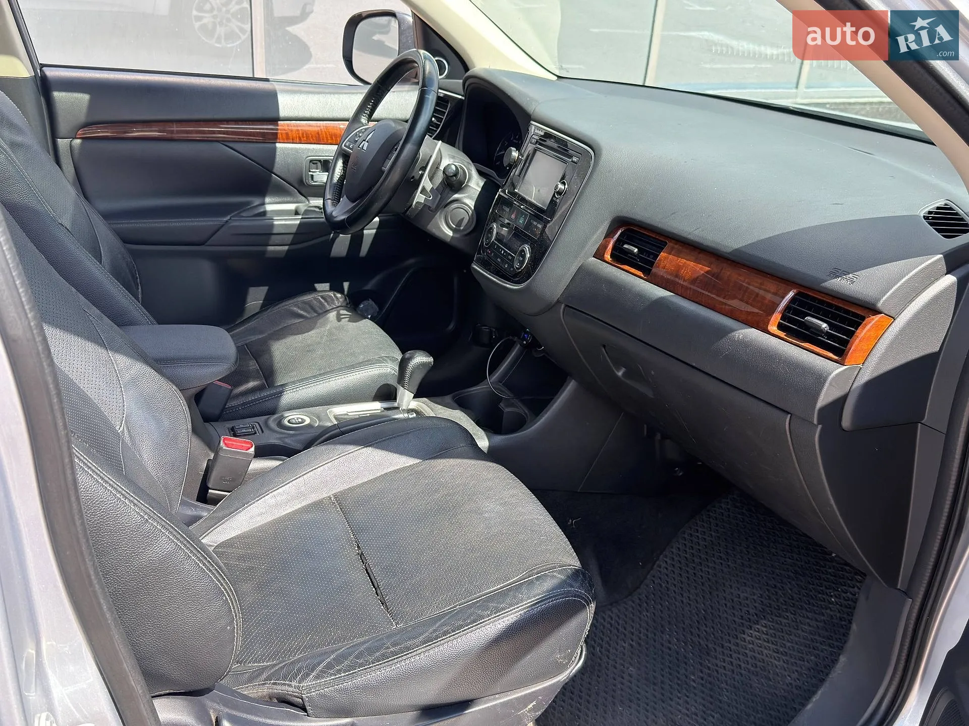 2013 Mitsubishi Outlander - мініатюра 18