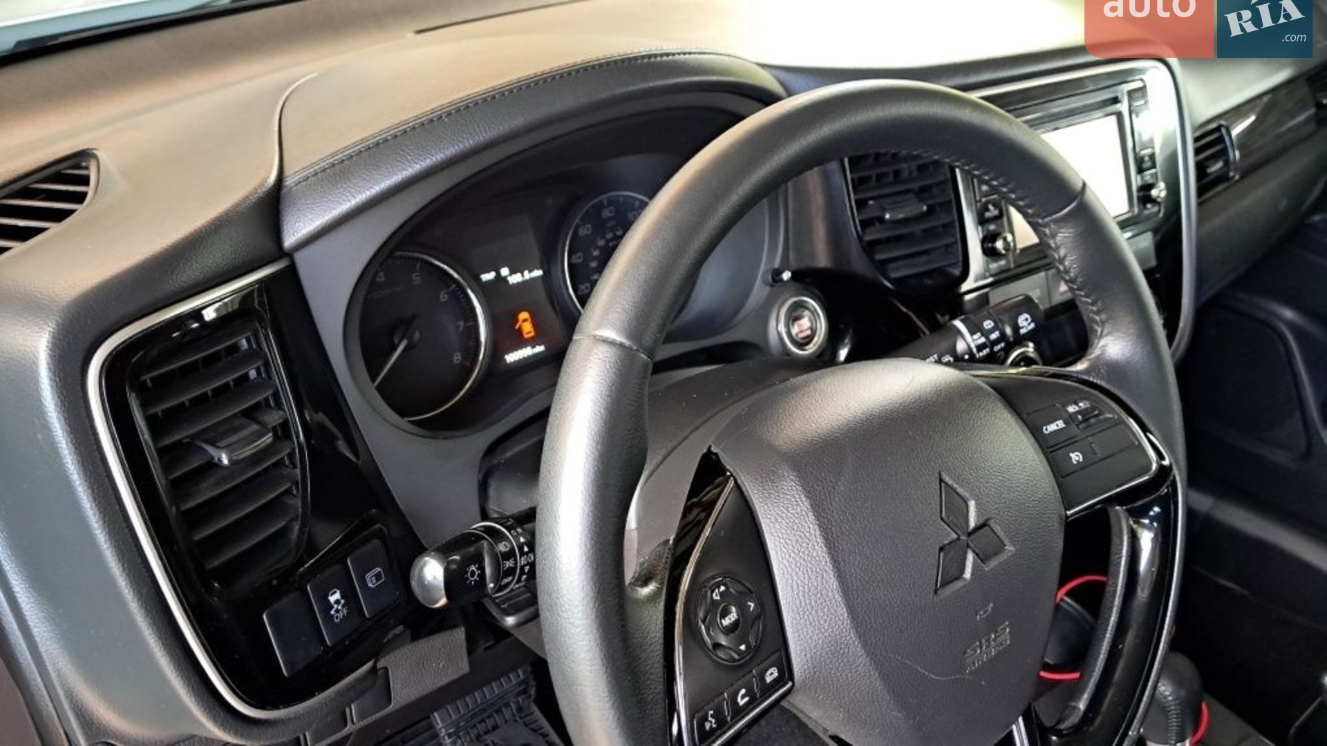 2016 Mitsubishi Outlander - мініатюра 5