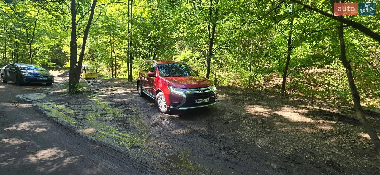 2015 Mitsubishi Outlander - мініатюра 38