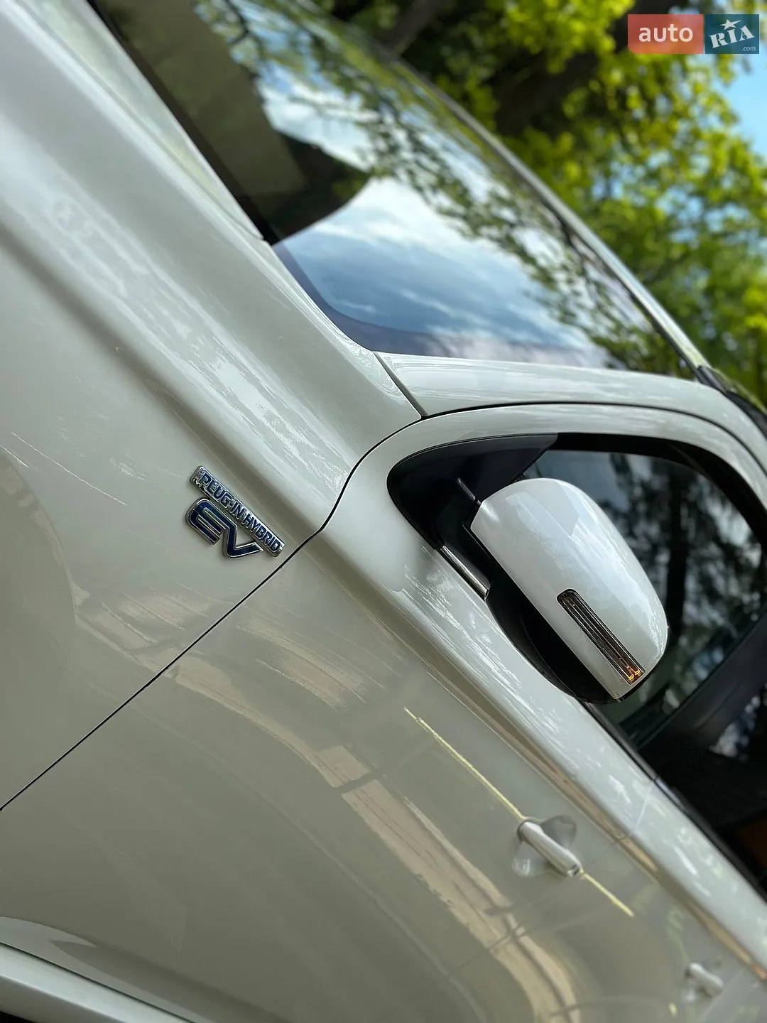 2015 Mitsubishi Outlander - мініатюра 13