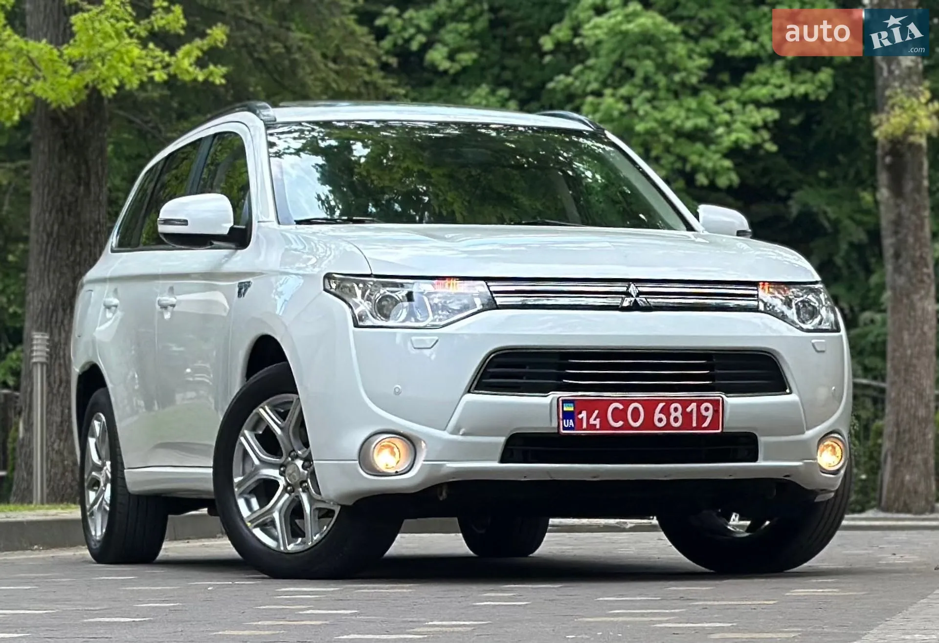 2015 Mitsubishi Outlander - мініатюра 16