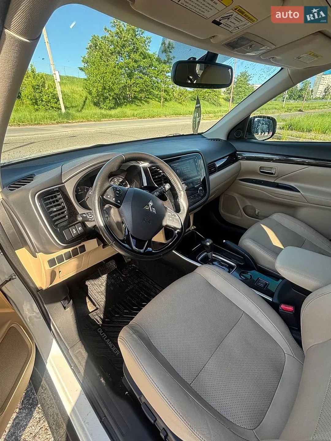 2017 Mitsubishi Outlander - мініатюра 5