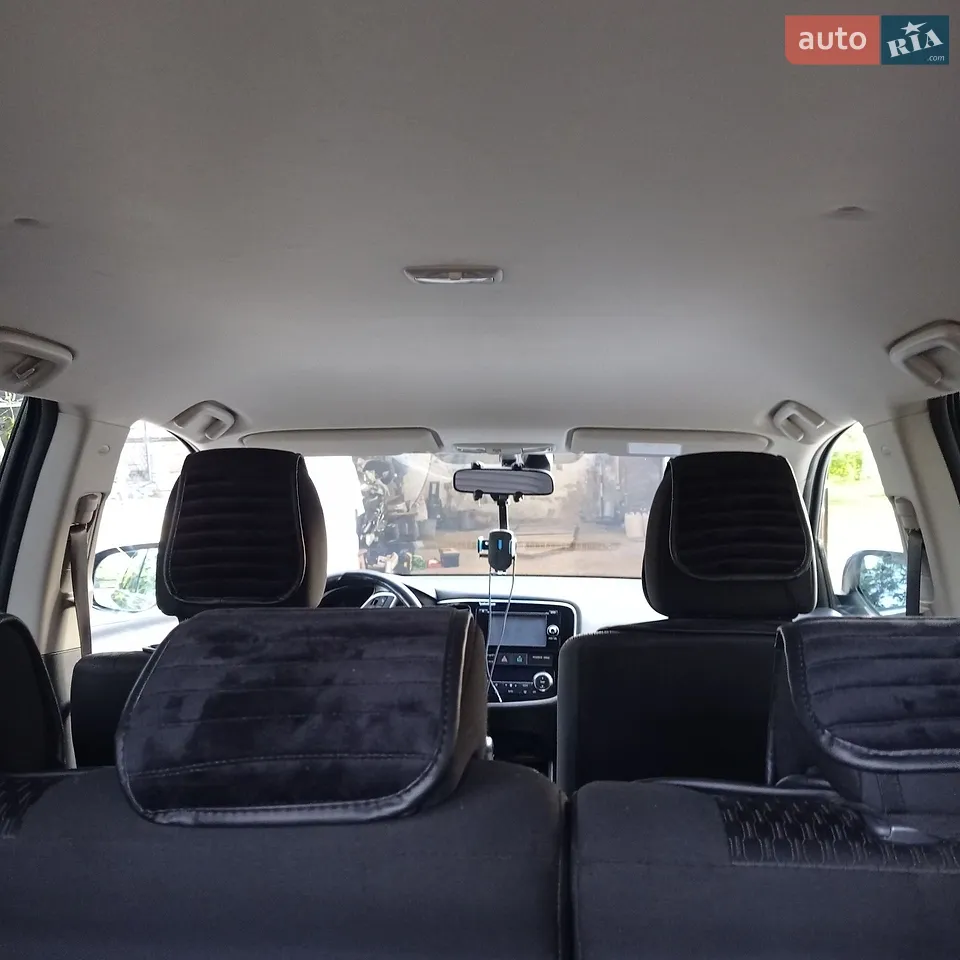 2013 Mitsubishi Outlander - мініатюра 27
