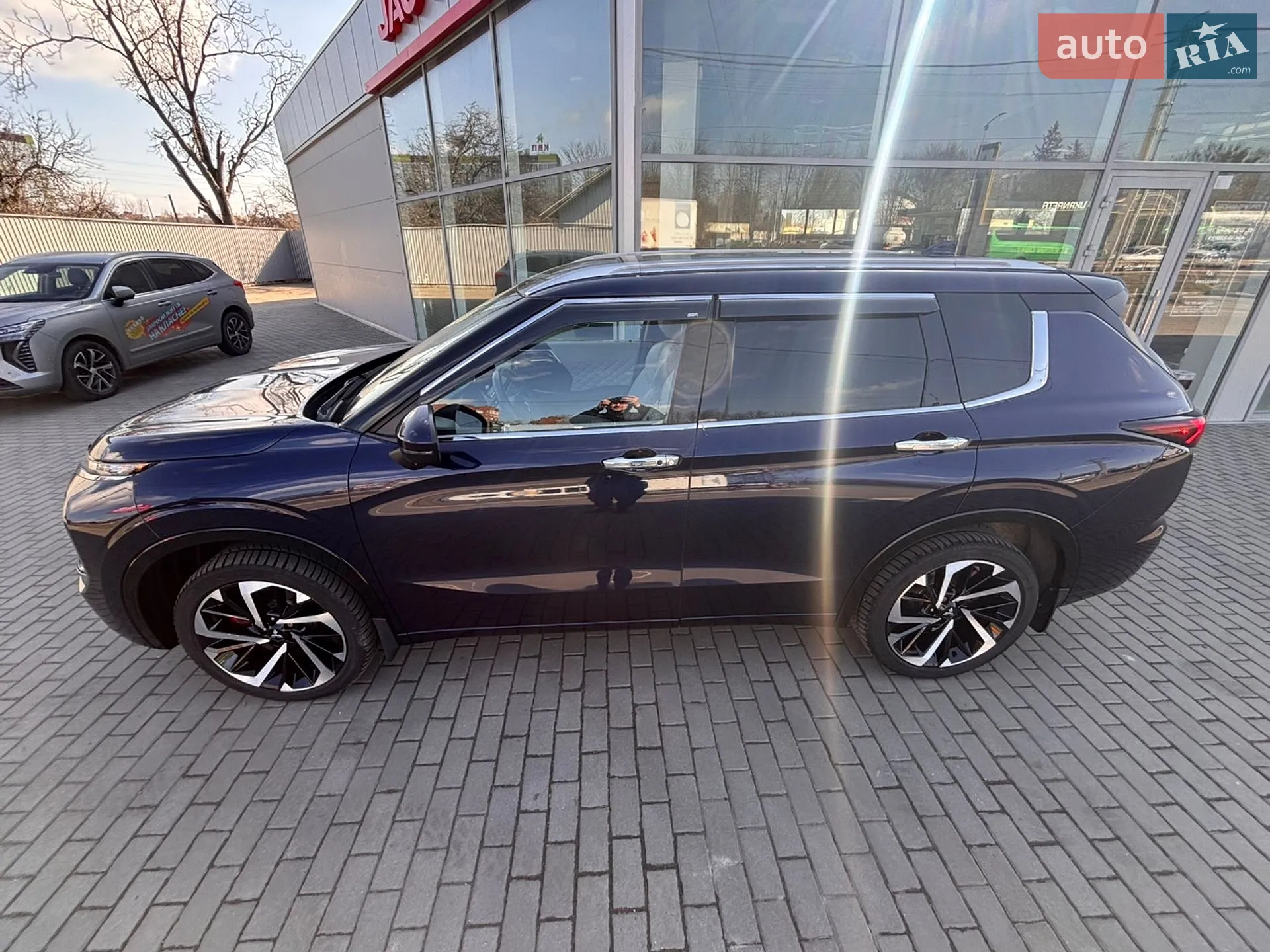 2022 Mitsubishi Outlander - мініатюра 5