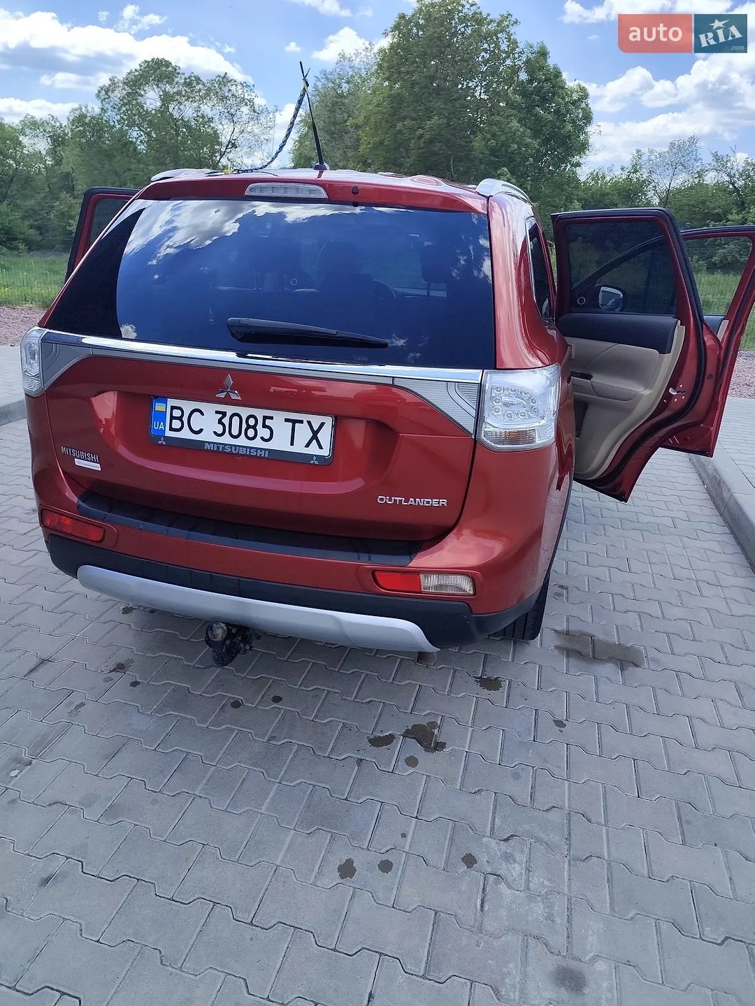 2014 Mitsubishi Outlander - мініатюра 2