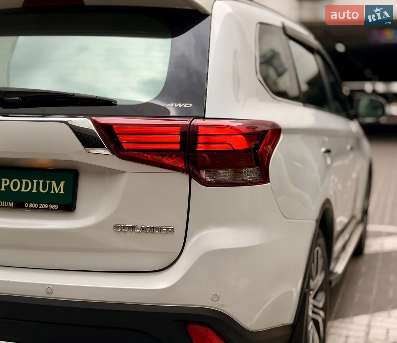 2018 Mitsubishi Outlander - мініатюра 13