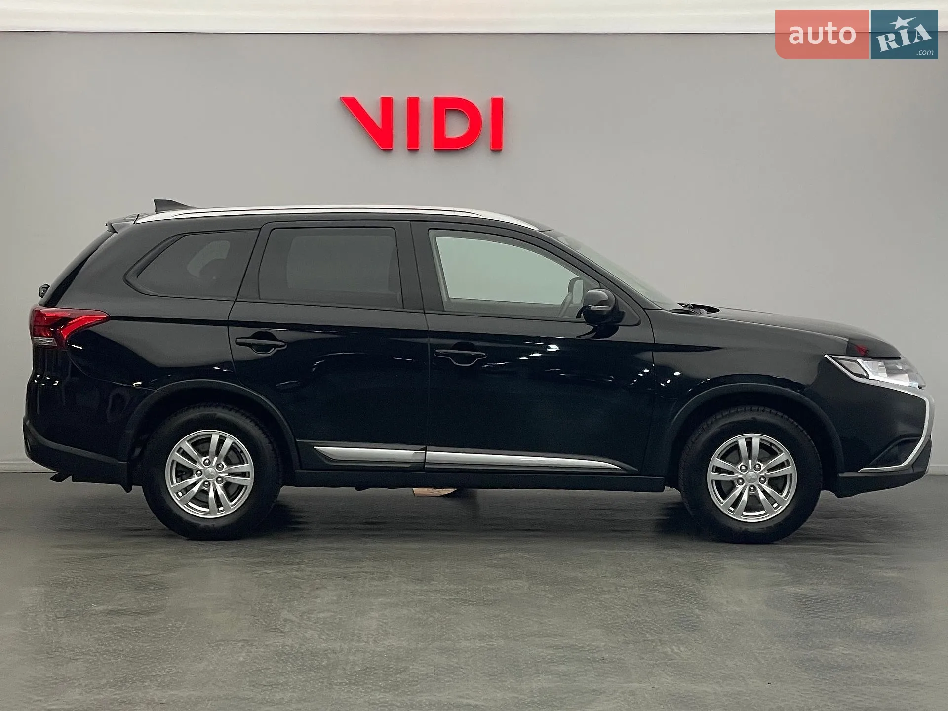 2018 Mitsubishi Outlander - мініатюра 4