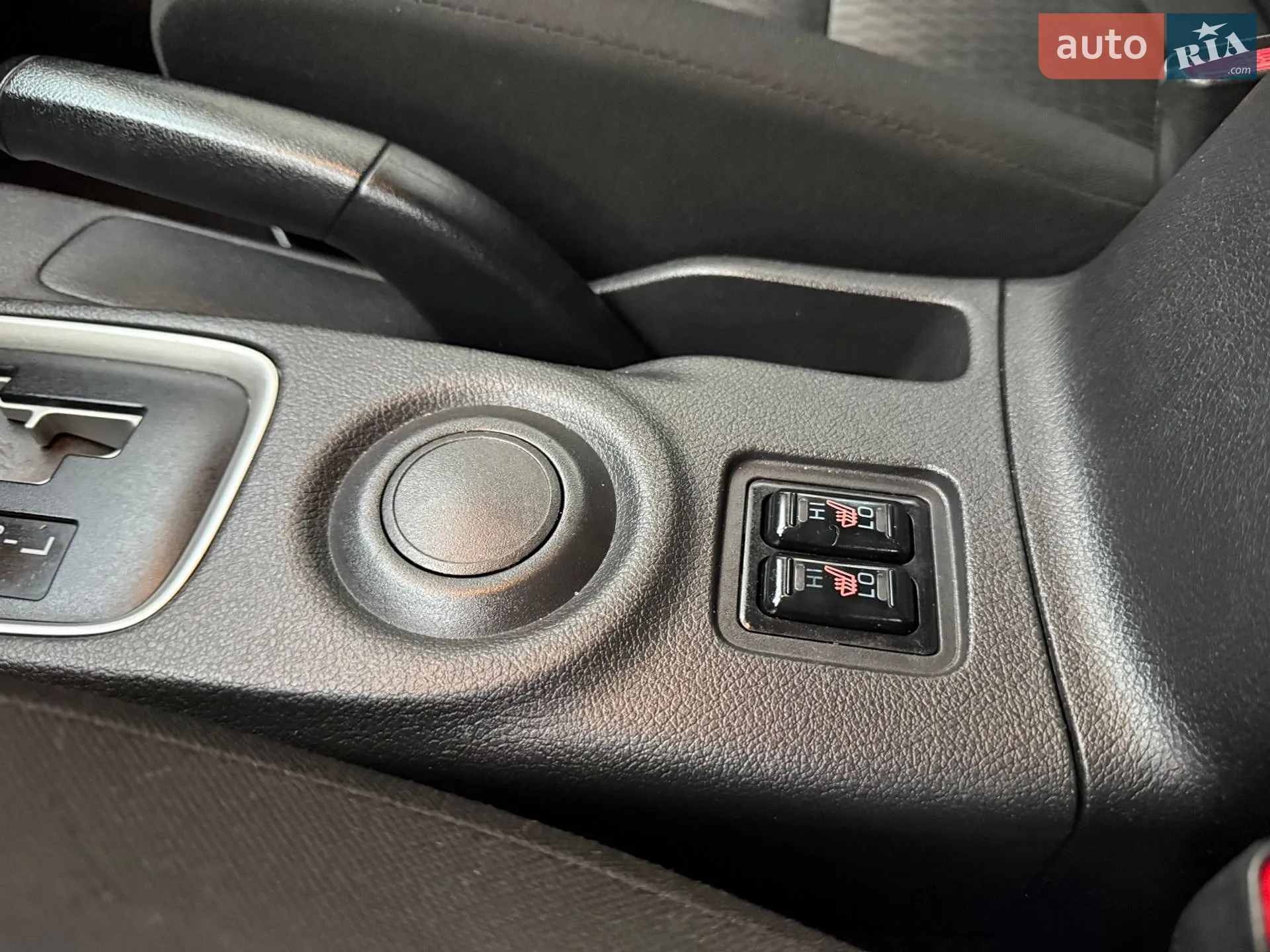 2014 Mitsubishi Outlander - мініатюра 36