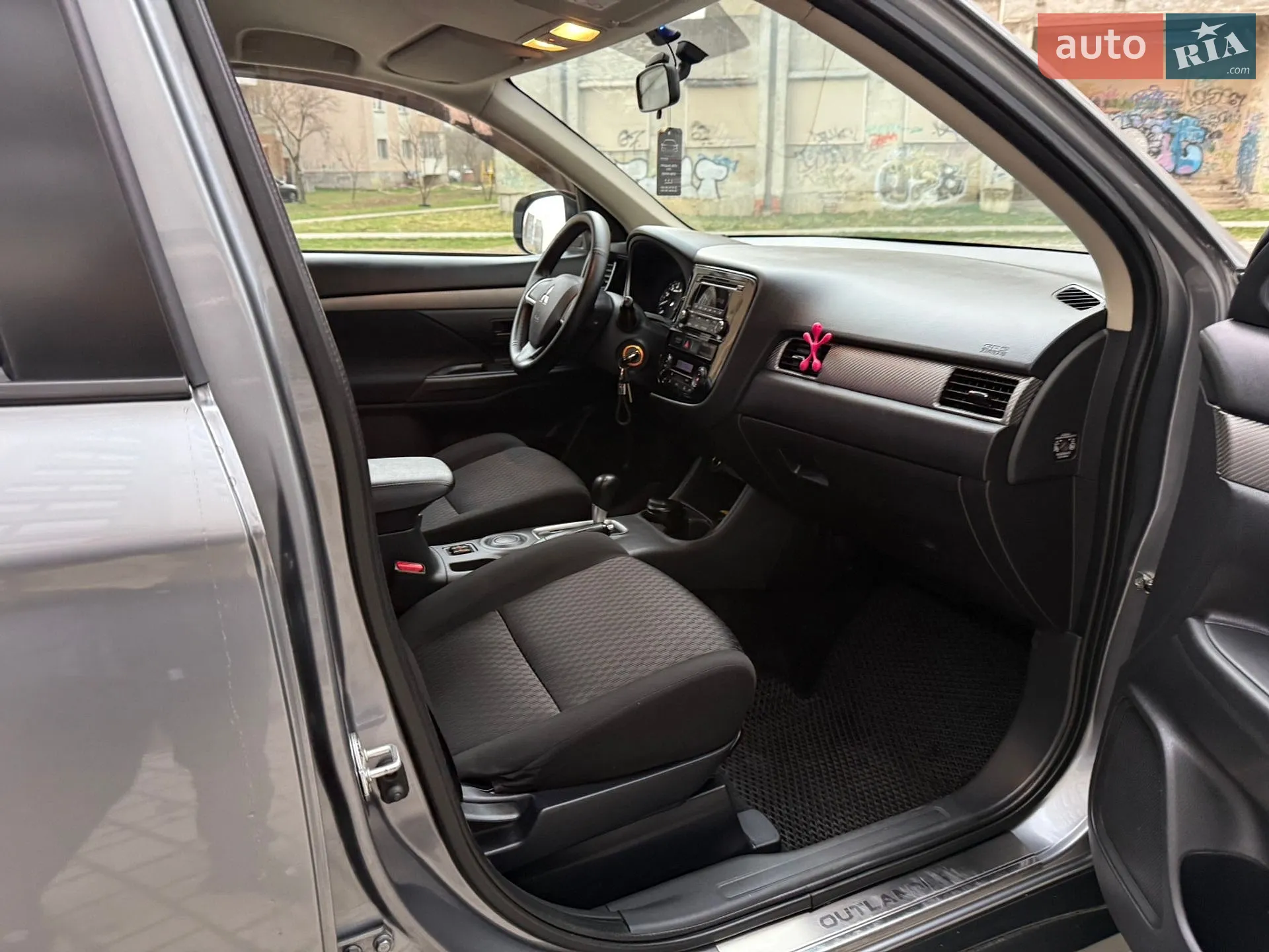 2014 Mitsubishi Outlander - мініатюра 61