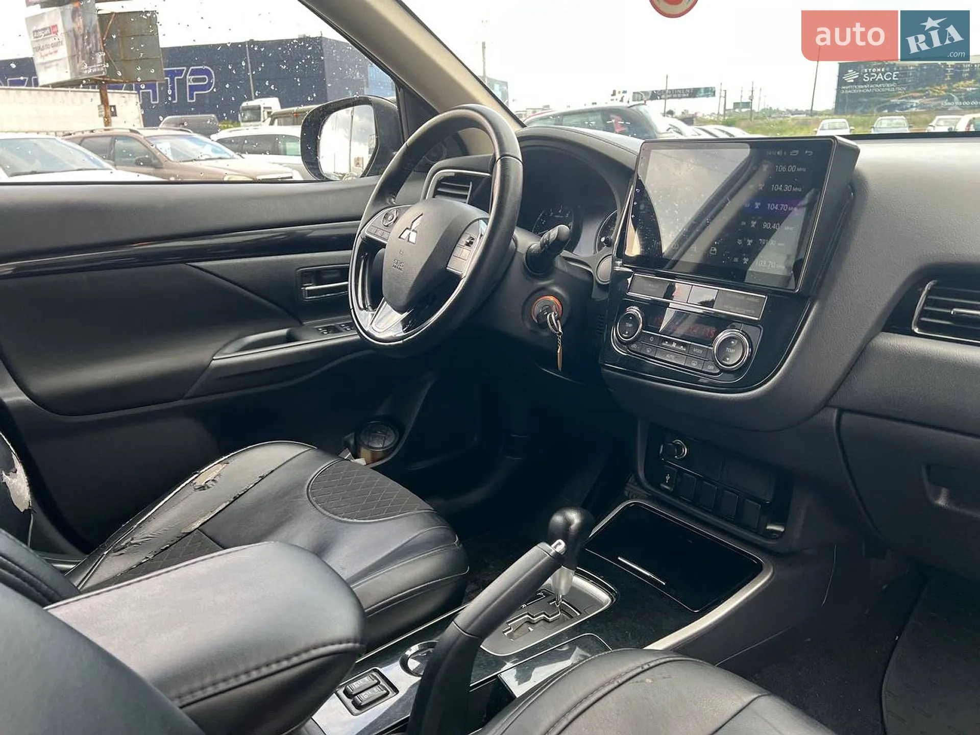 2019 Mitsubishi Outlander - мініатюра 42