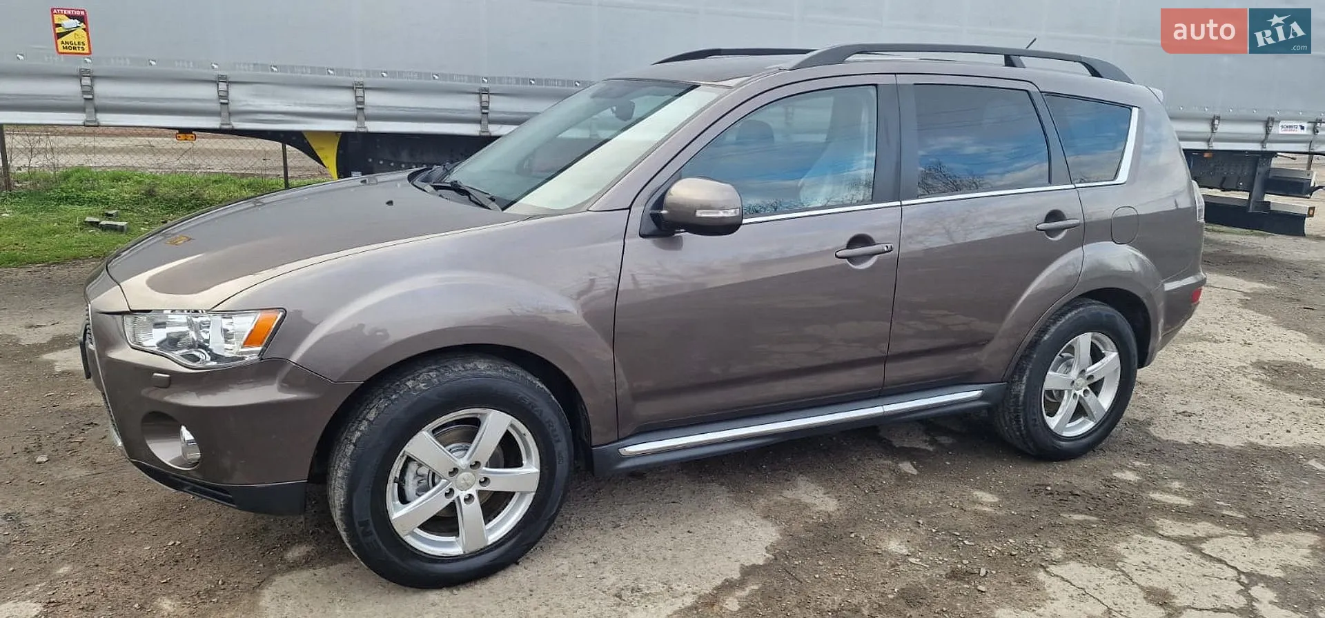2011 Mitsubishi Outlander - мініатюра 13