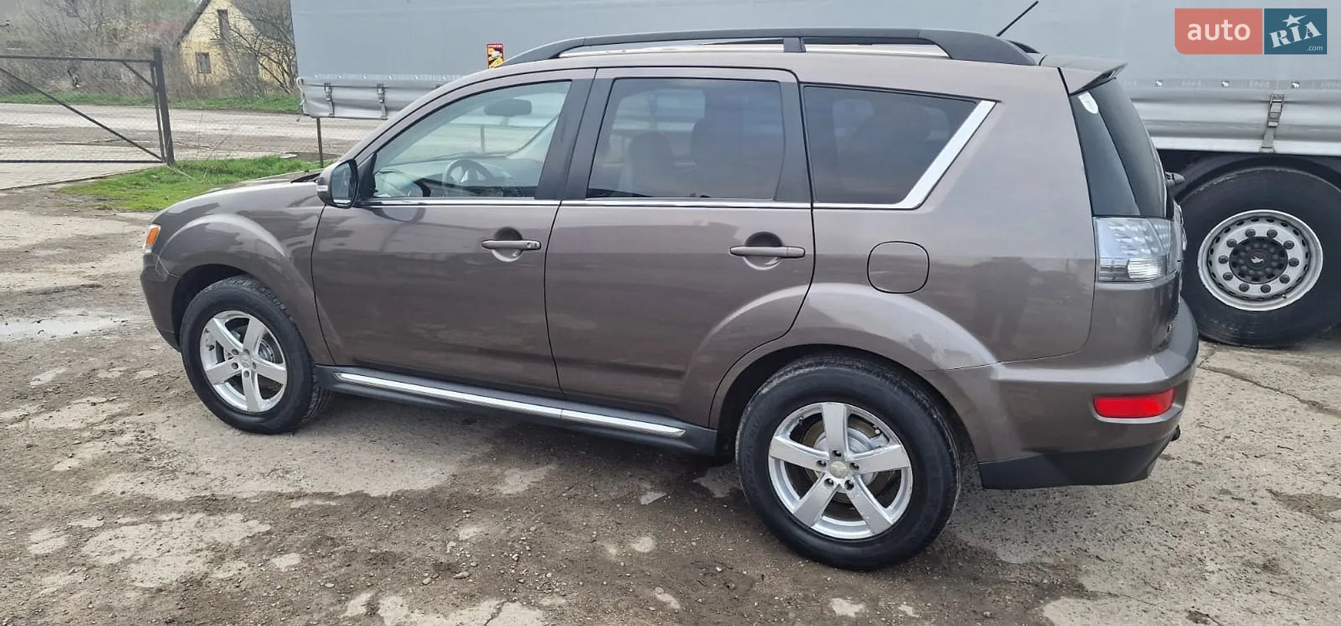 2011 Mitsubishi Outlander - мініатюра 17