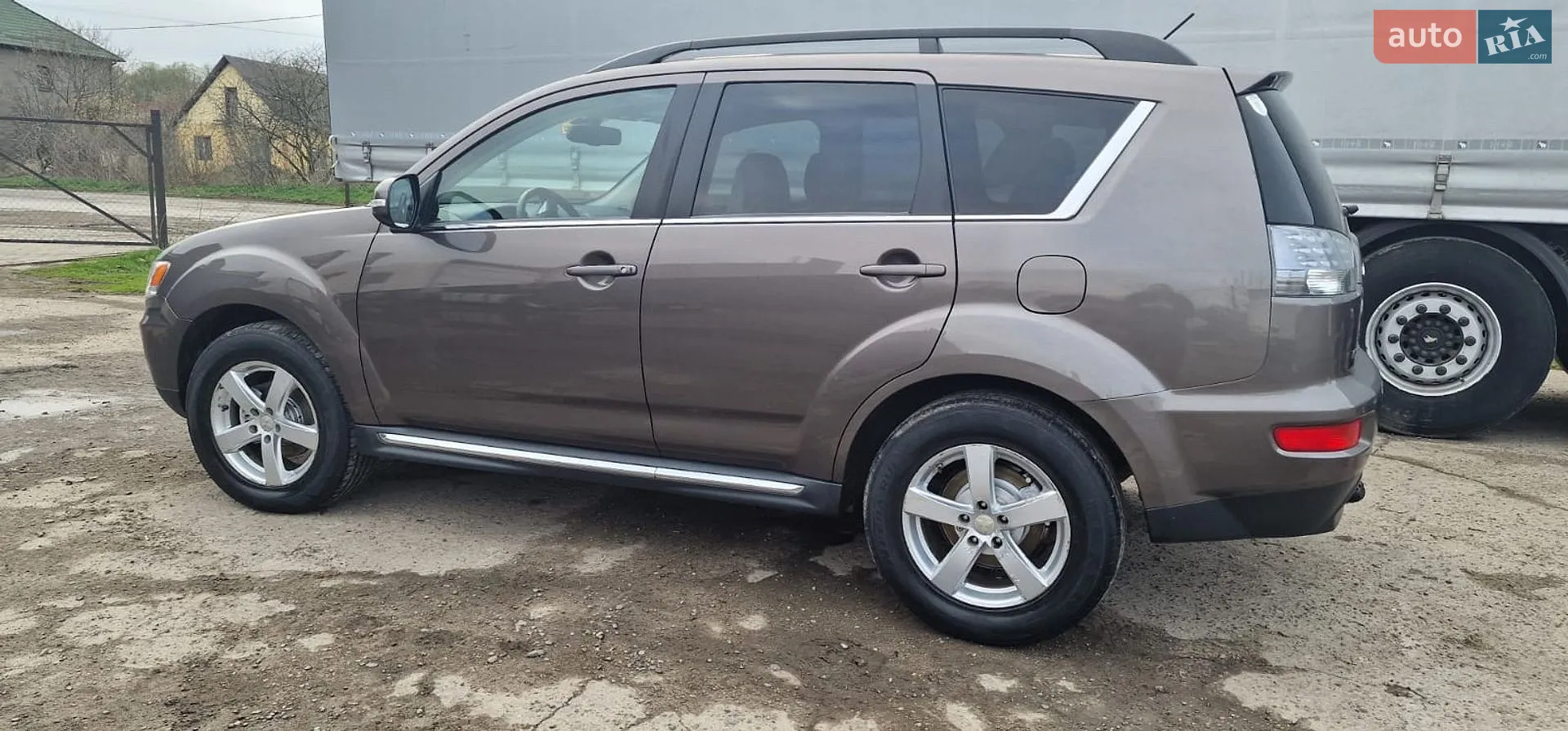 2011 Mitsubishi Outlander - мініатюра 18