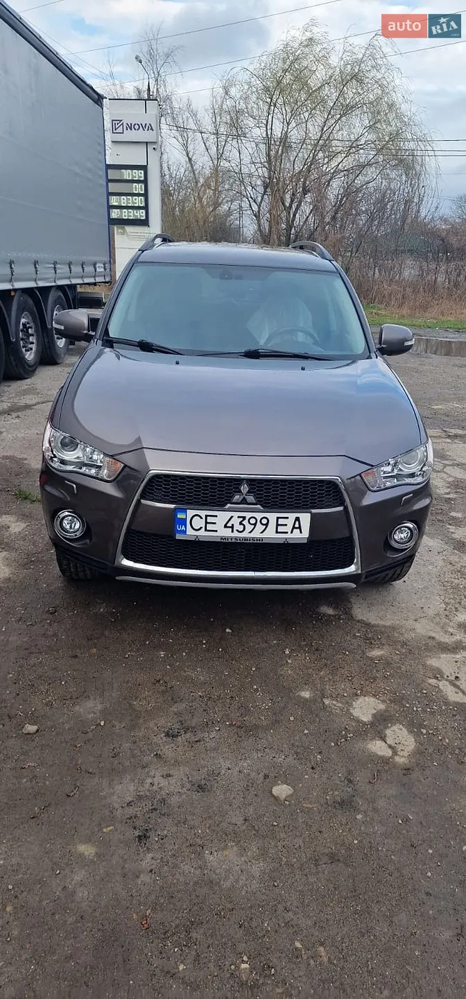 2011 Mitsubishi Outlander - мініатюра 39