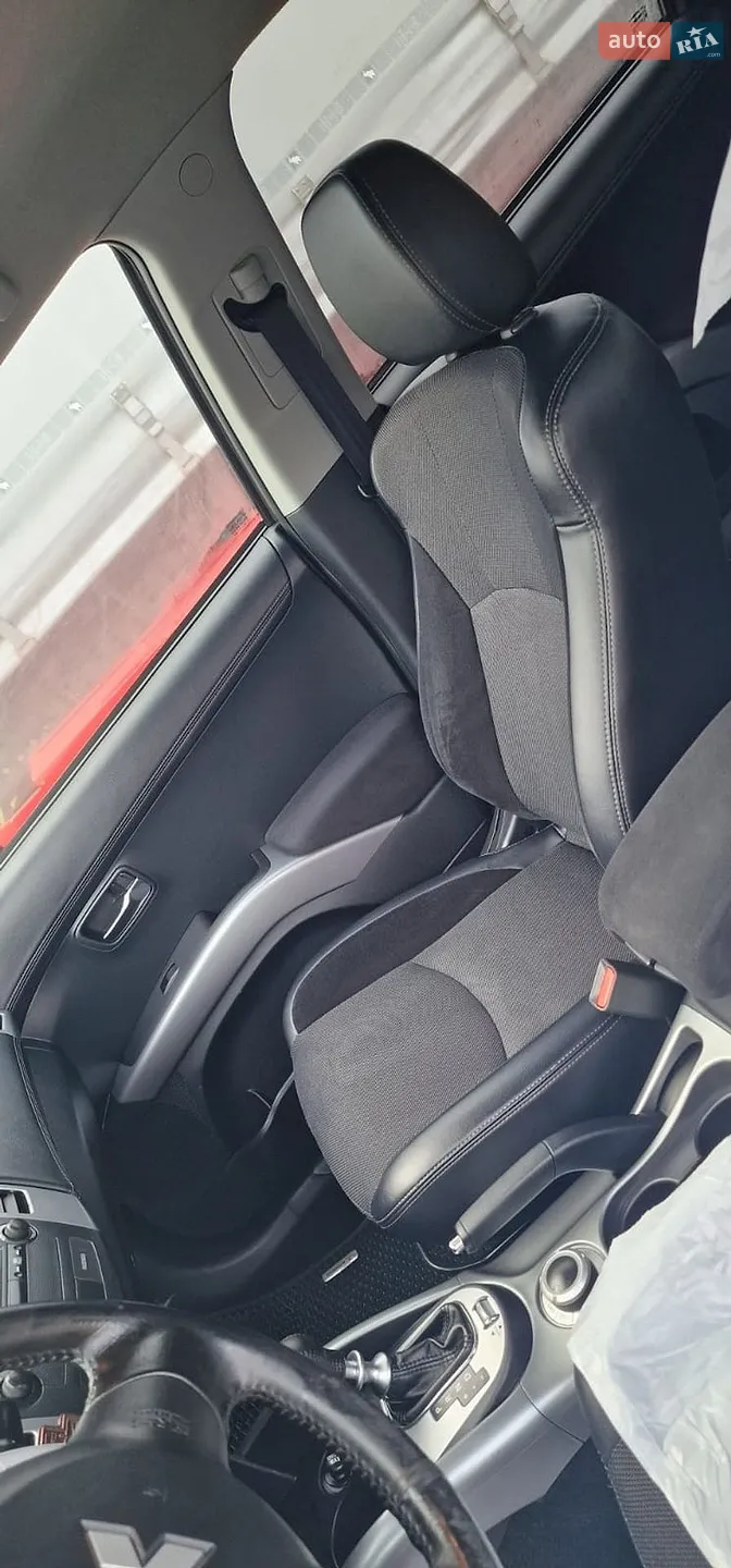 2011 Mitsubishi Outlander - мініатюра 52