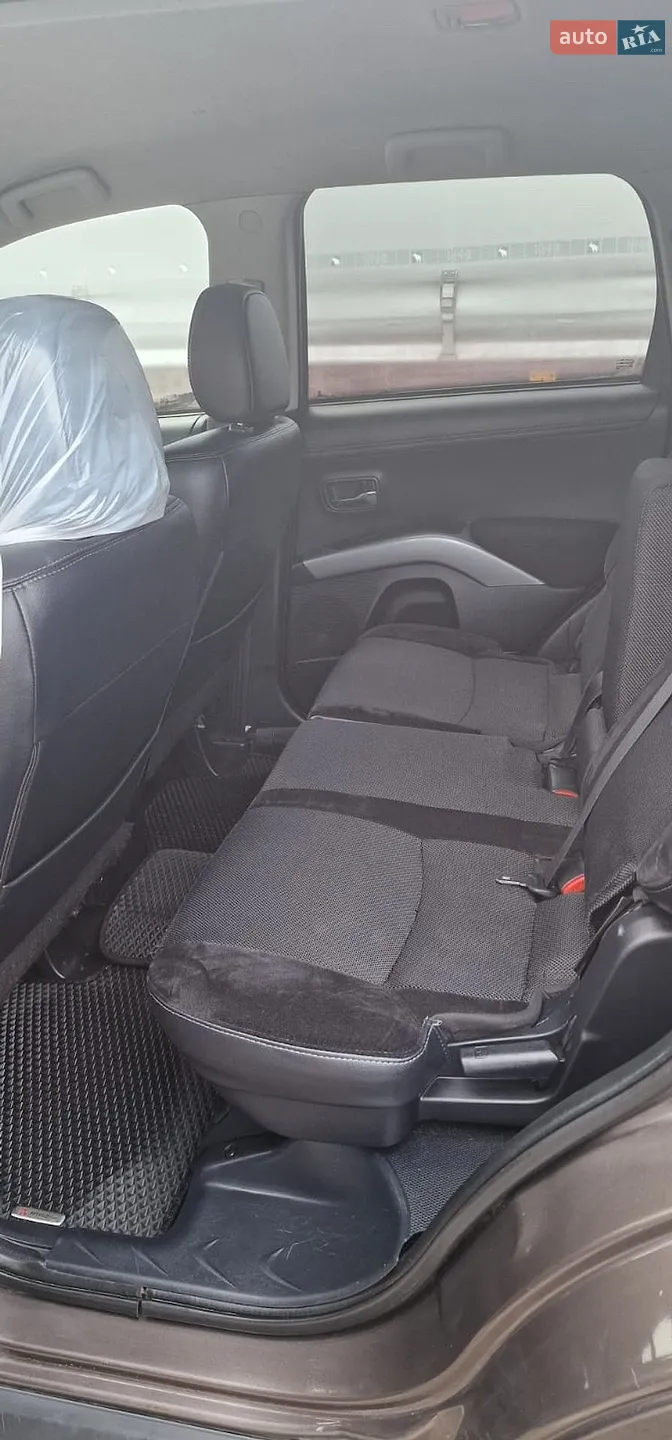 2011 Mitsubishi Outlander - мініатюра 54