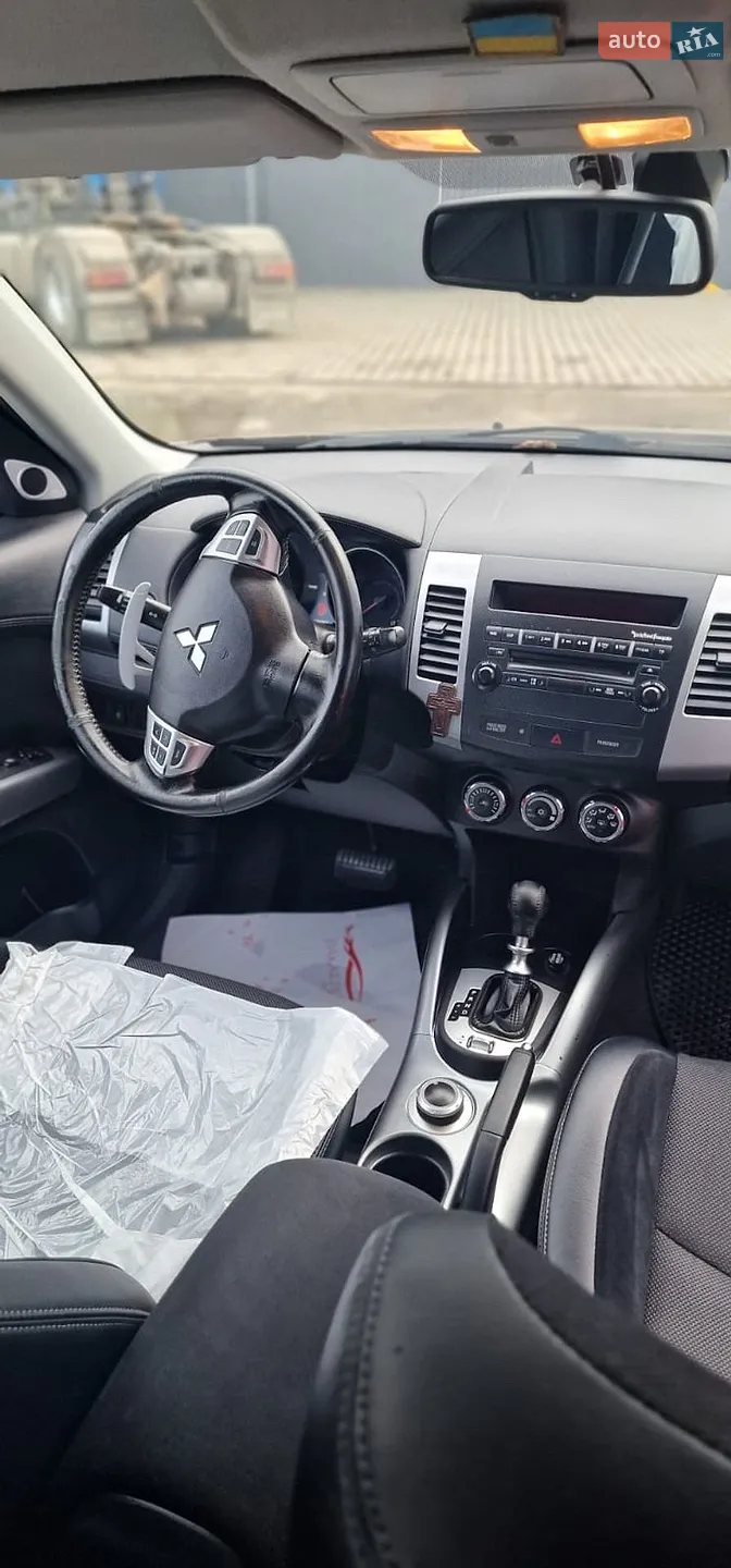 2011 Mitsubishi Outlander - мініатюра 66