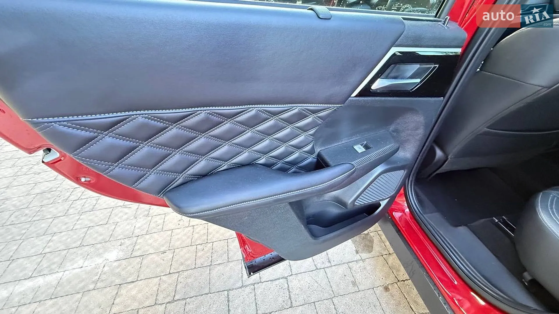 2023 Mitsubishi Outlander - мініатюра 30