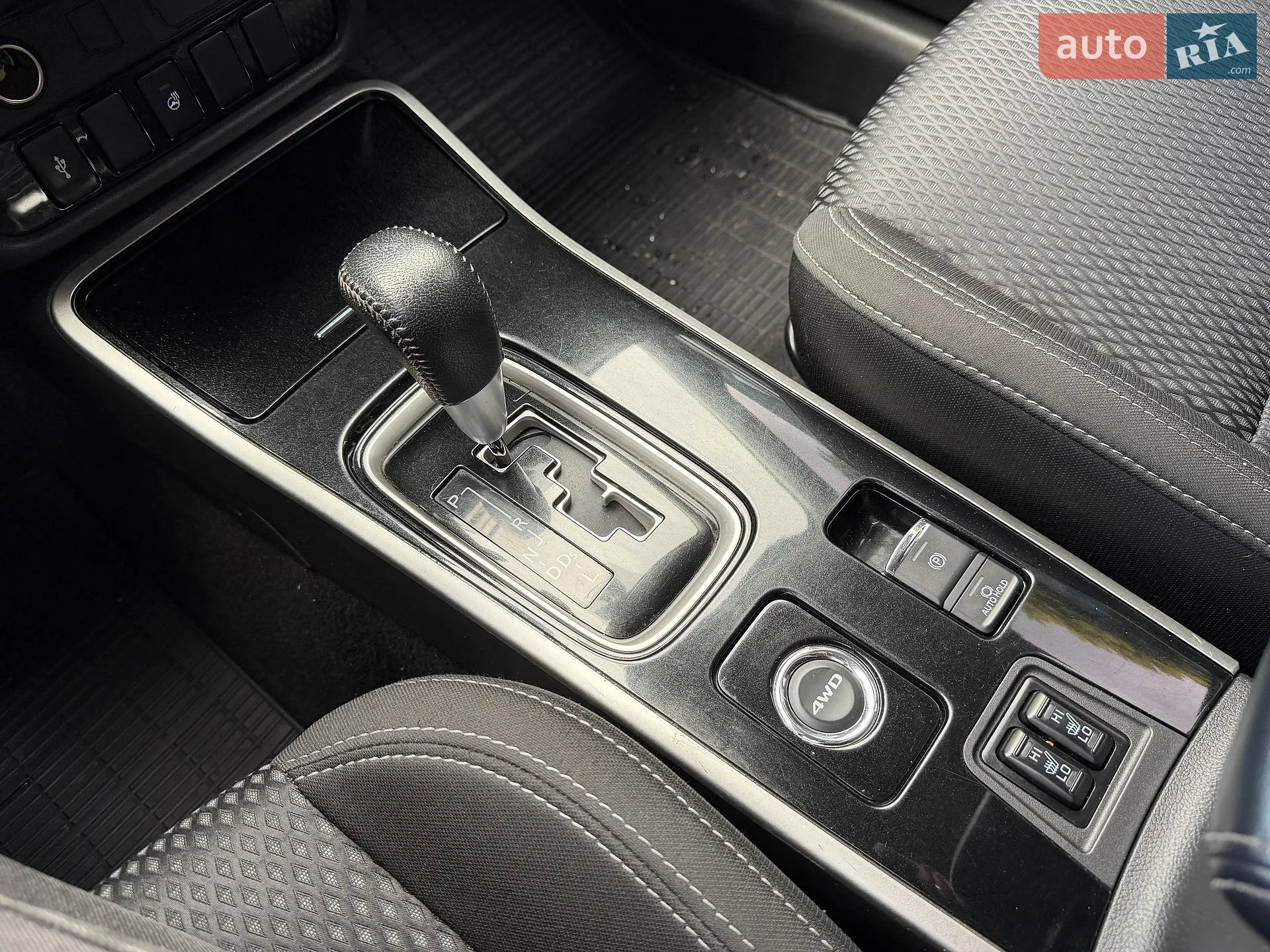 2018 Mitsubishi Outlander - мініатюра 20