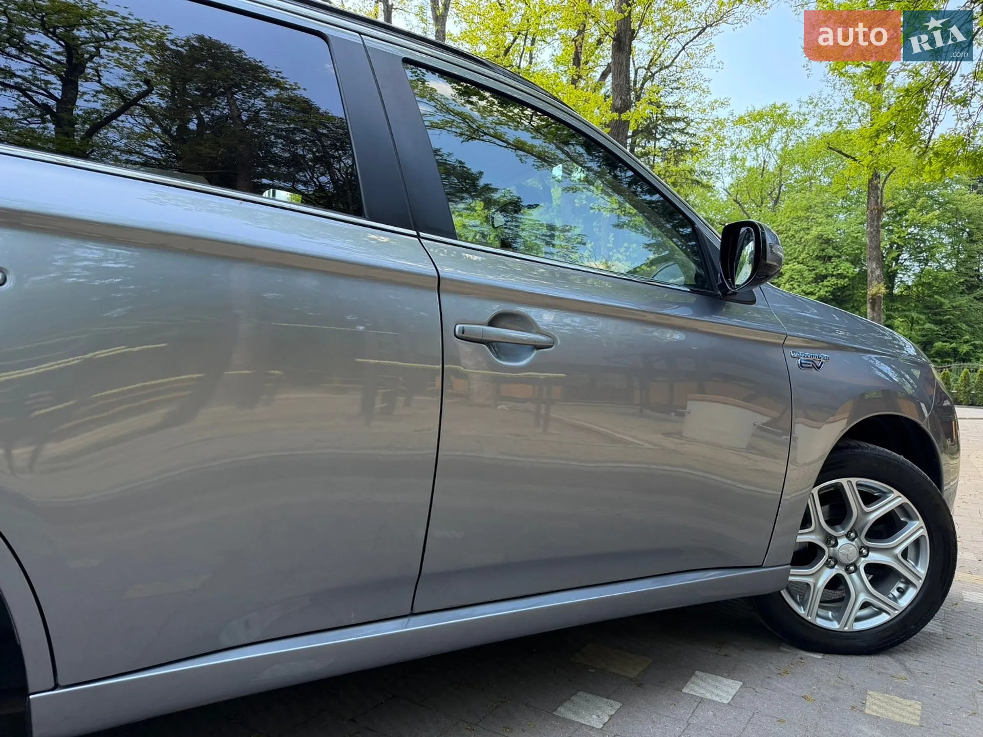 2014 Mitsubishi Outlander - мініатюра 49