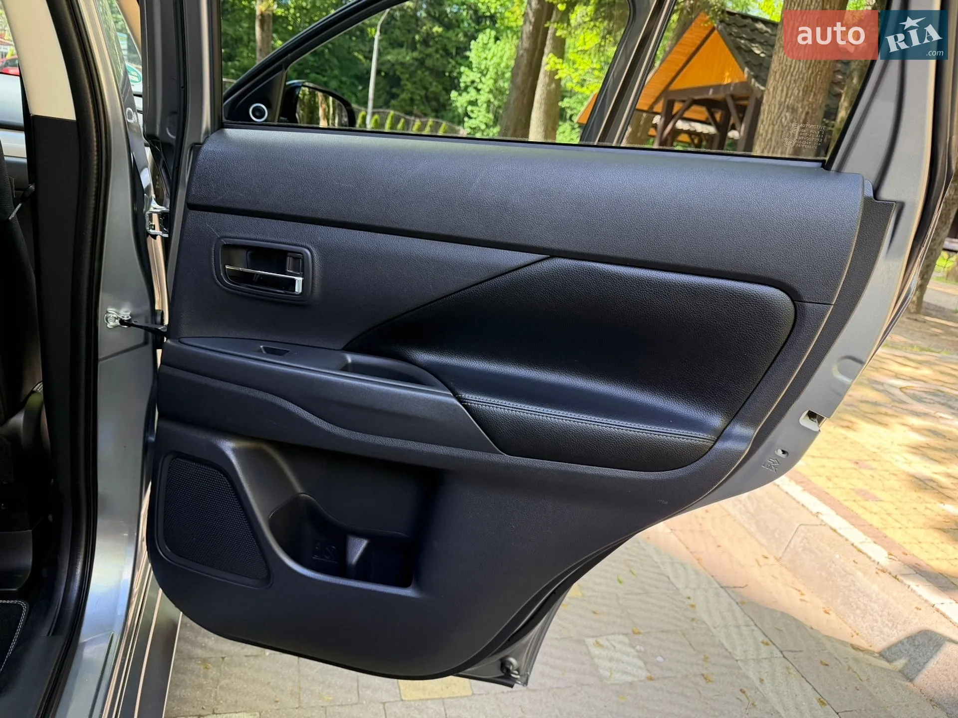 2014 Mitsubishi Outlander - мініатюра 101